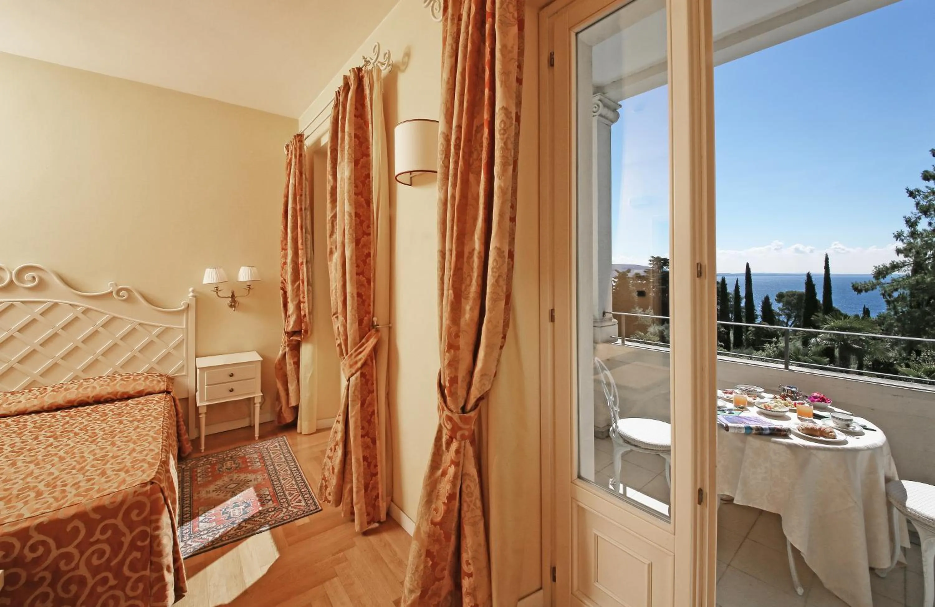 Lake view in Villa Sofia Hotel