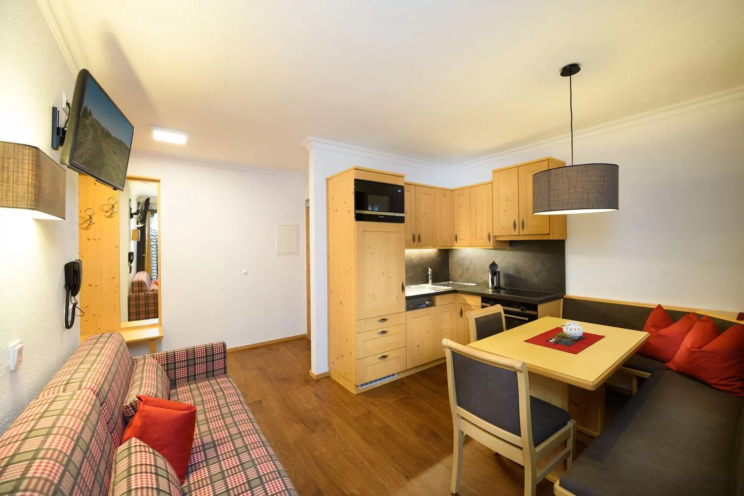 Photo of the whole room in Appartement-Pension Kendlbacher