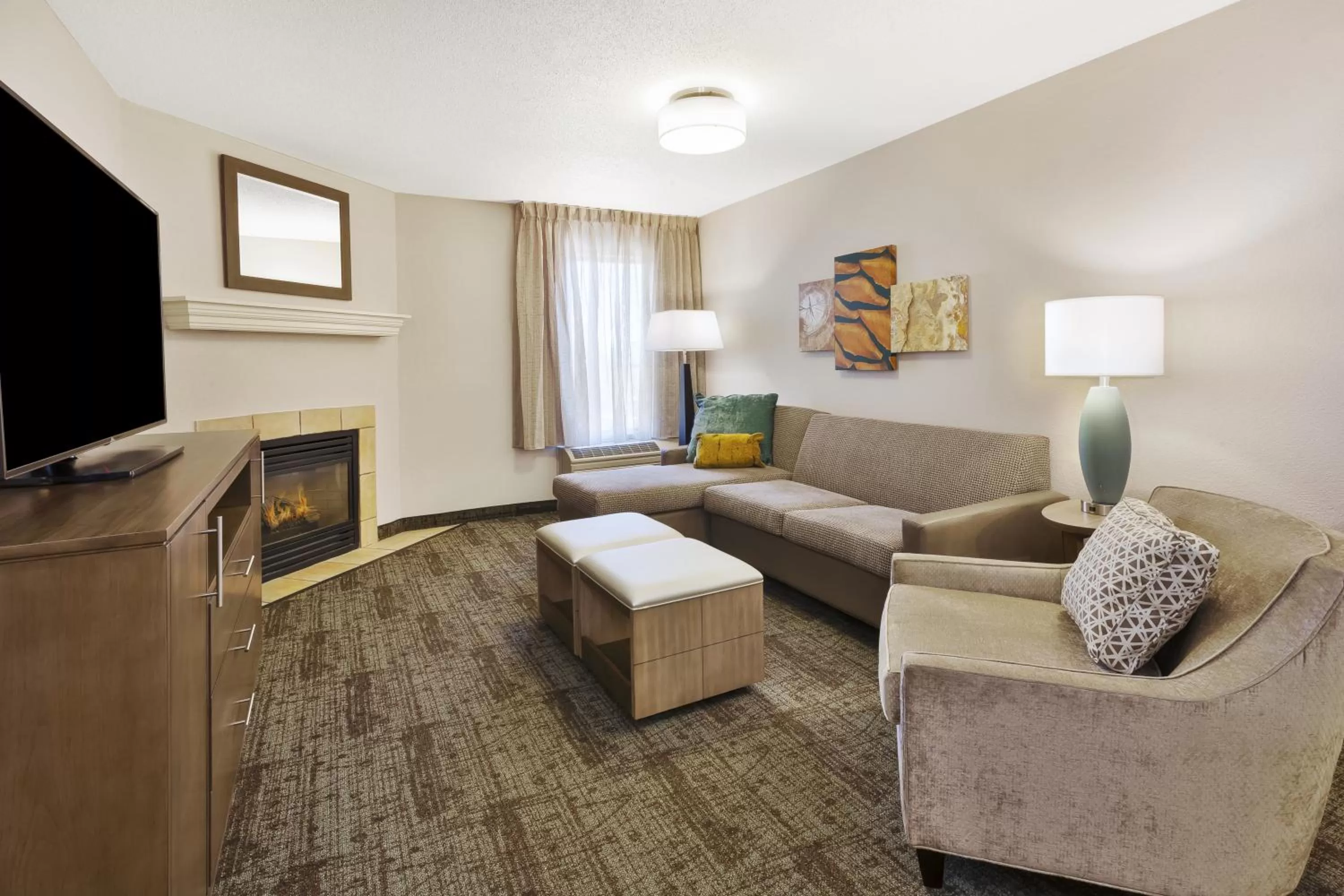 Living room in Staybridge Suites Columbia-Highway 63 & I-70 by IHG