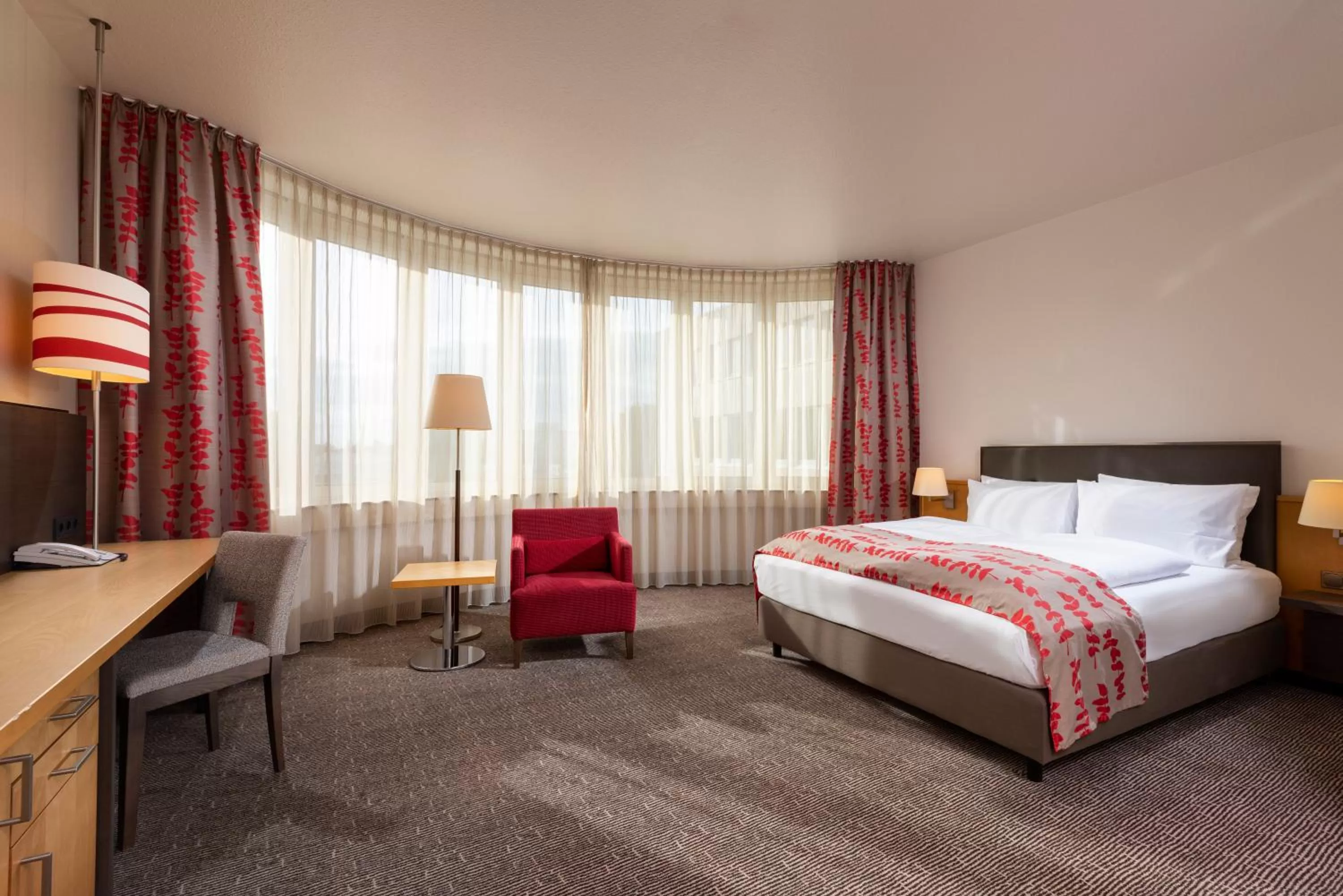 Photo of the whole room, Bed in Holiday Inn Frankfurt Airport - Neu-Isenburg by IHG