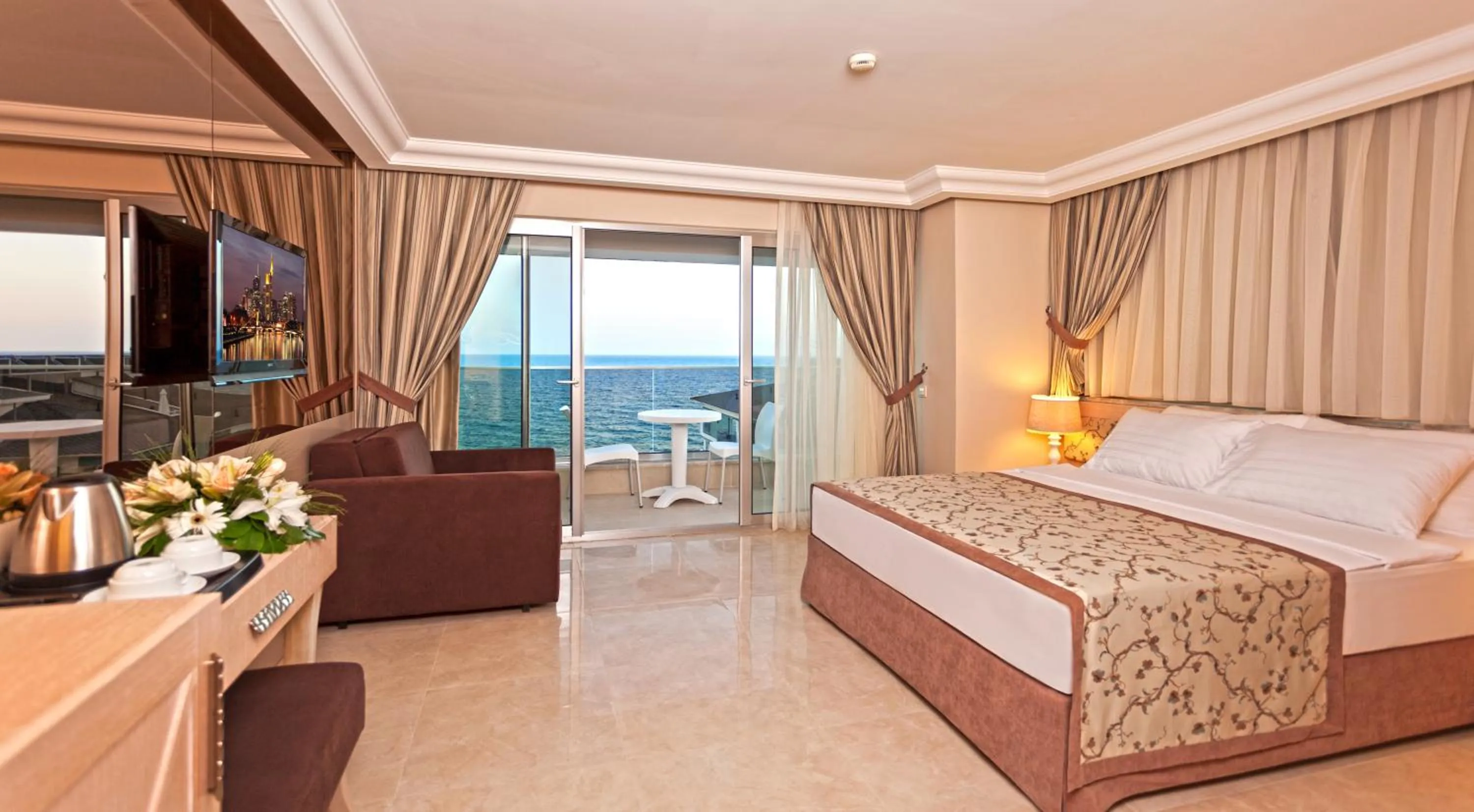 Photo of the whole room, Bed in Xperia Saray Beach Hotel