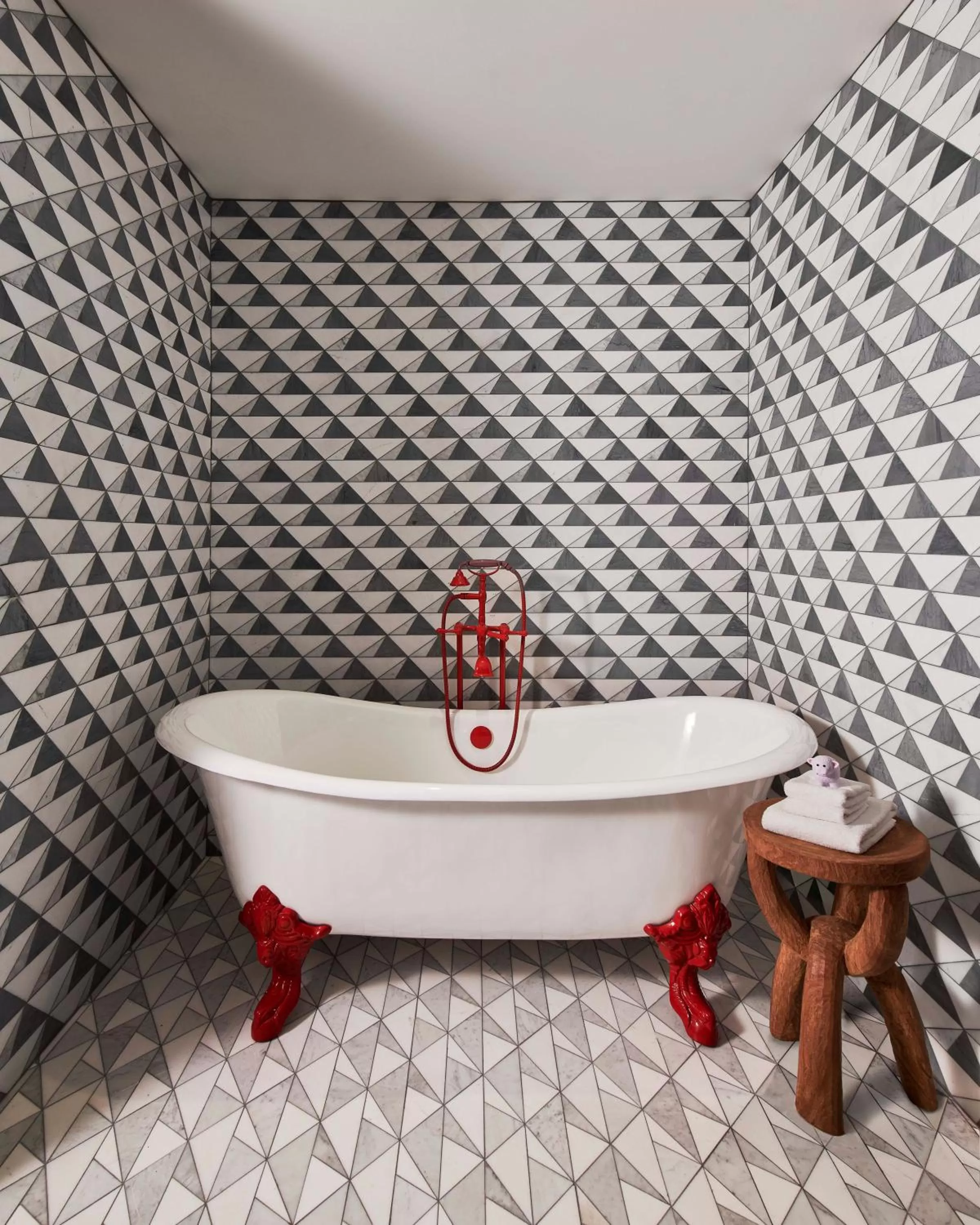 Bath in Virgin Hotels Dallas