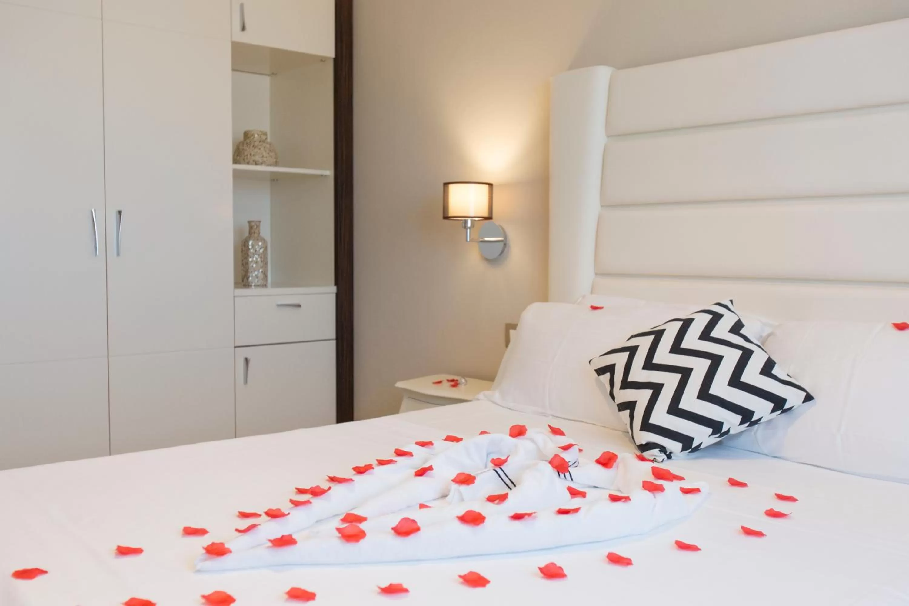Two-Bedroom Suite in Nero D'Avorio Aparthotel & SPA