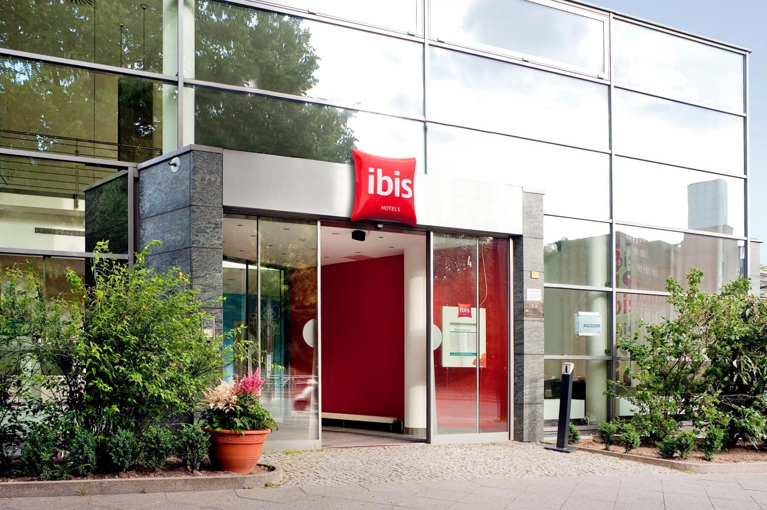 Area and facilities in ibis Berlin Mitte