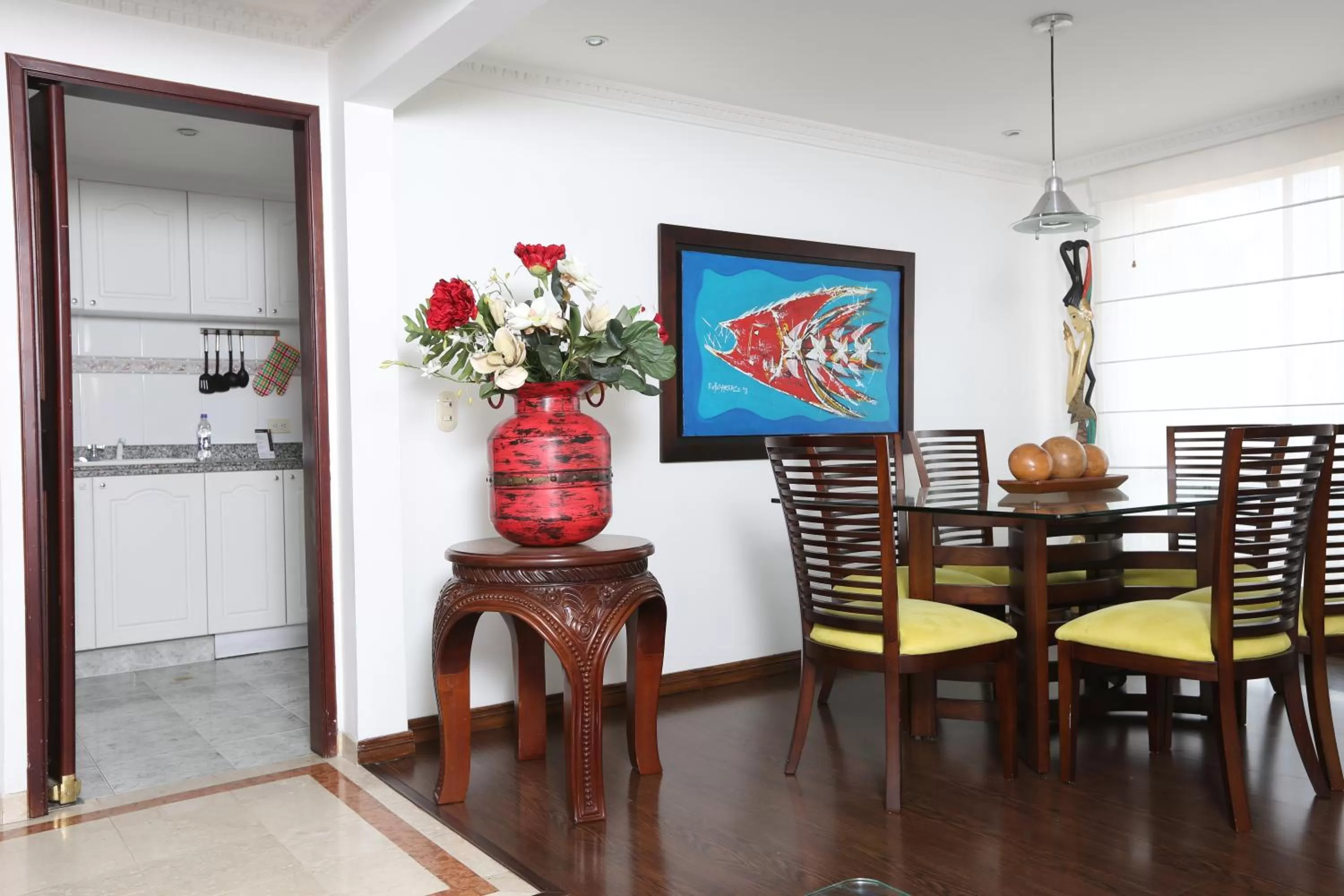 Dining area in Suites 109 GH Usaquén