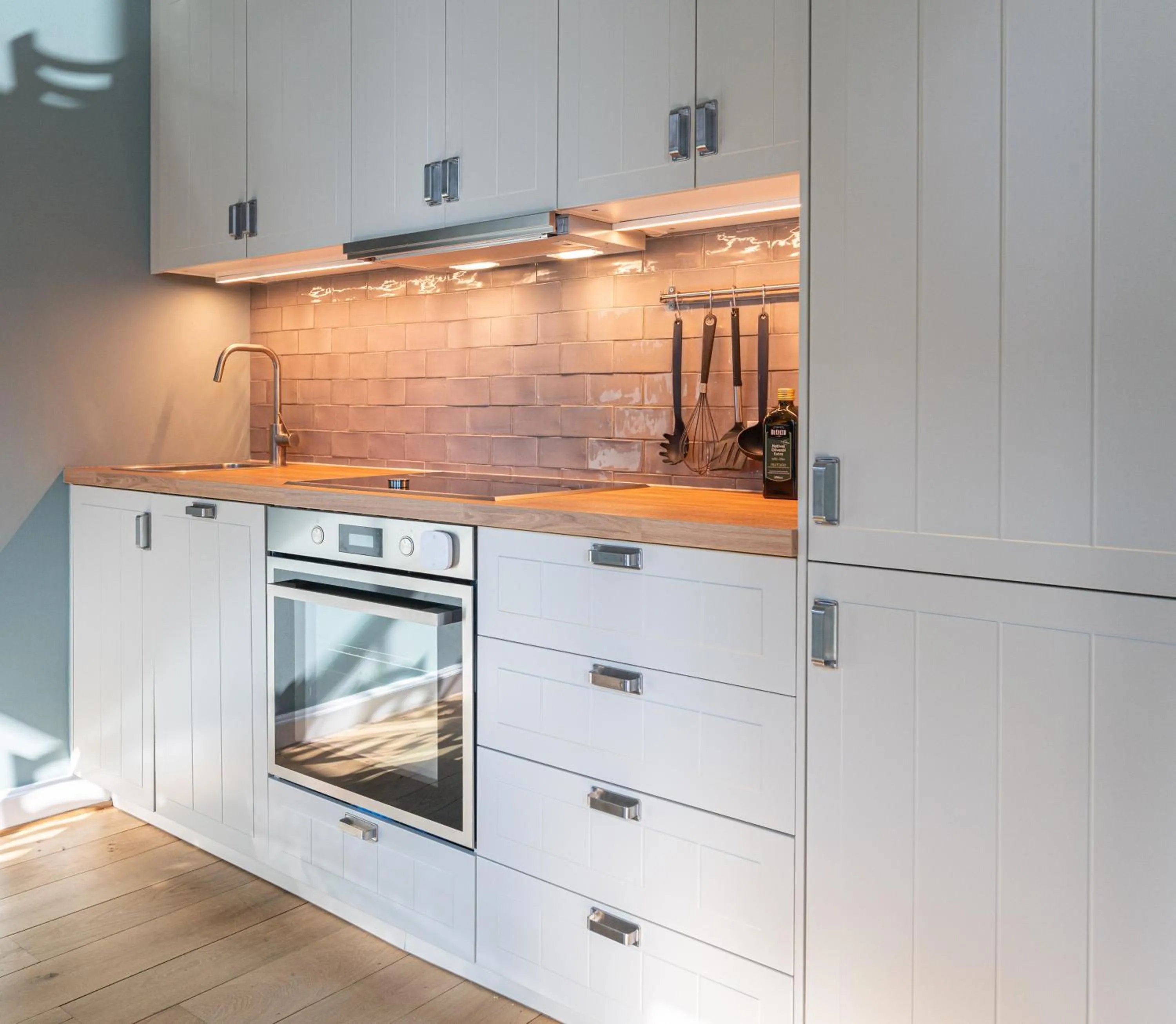 Kitchen or kitchenette in The New Yorker Hotel Köln-Messe