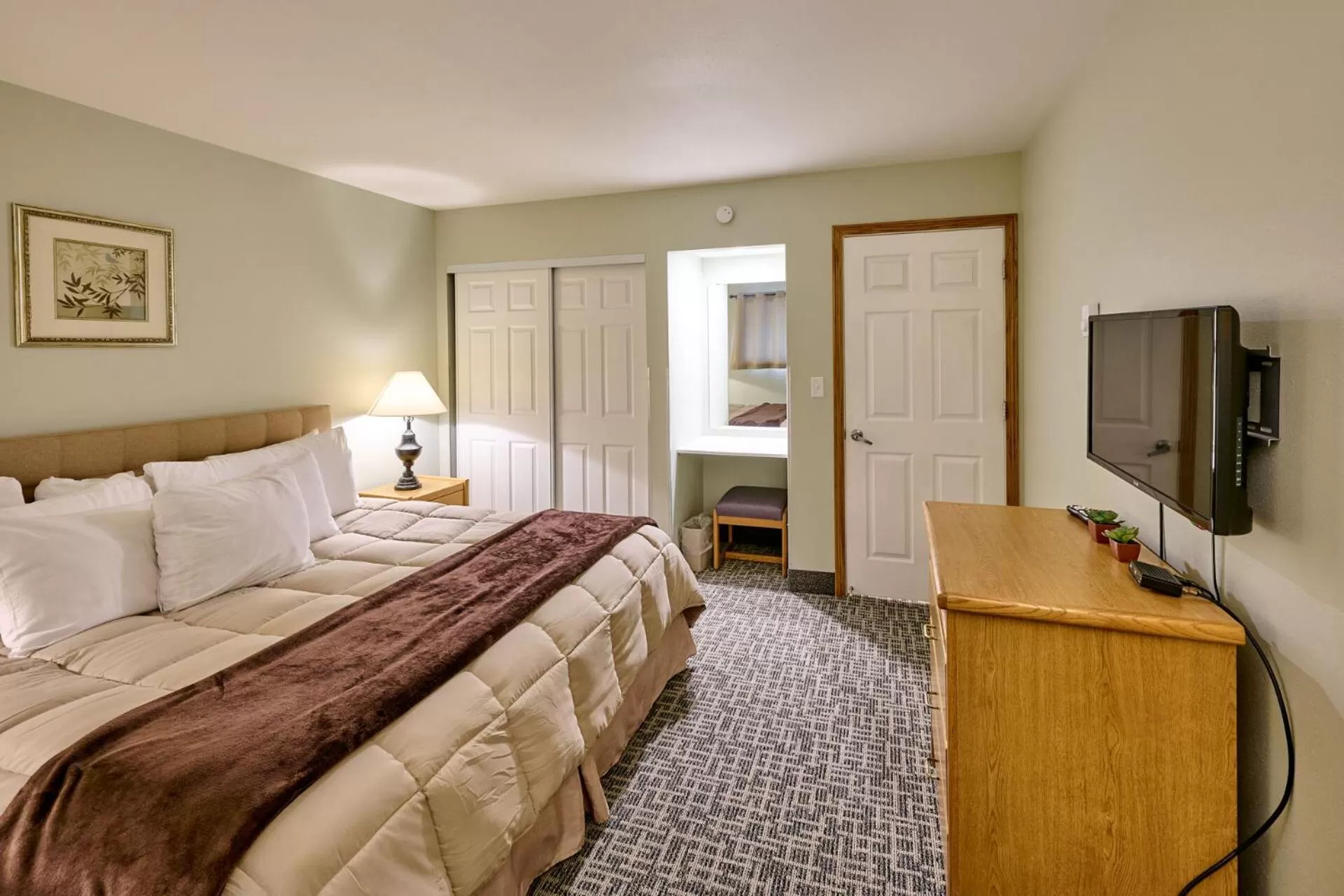 Bed in D Sands Rentals