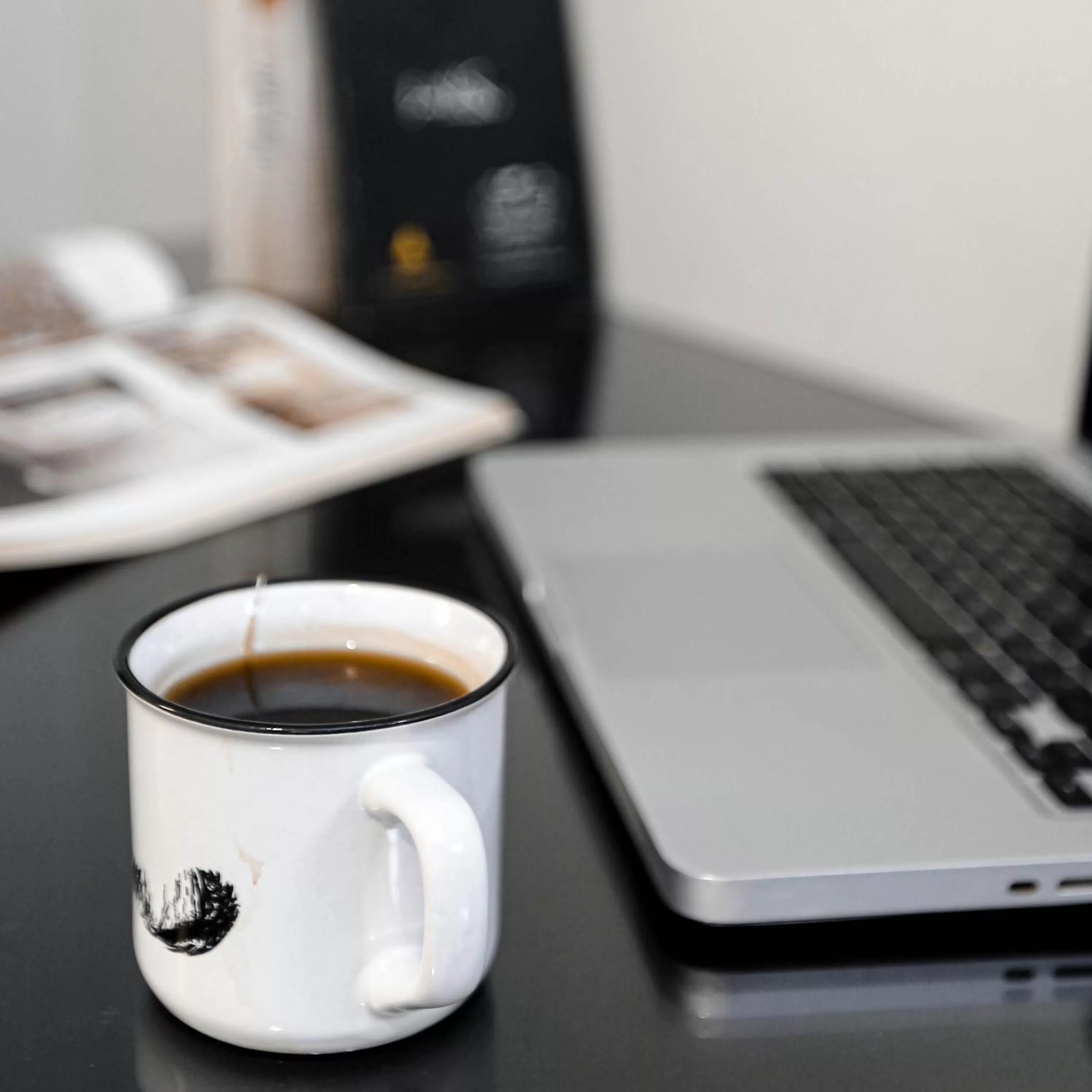 Coffee/tea facilities in NewCity Hotel & Suites
