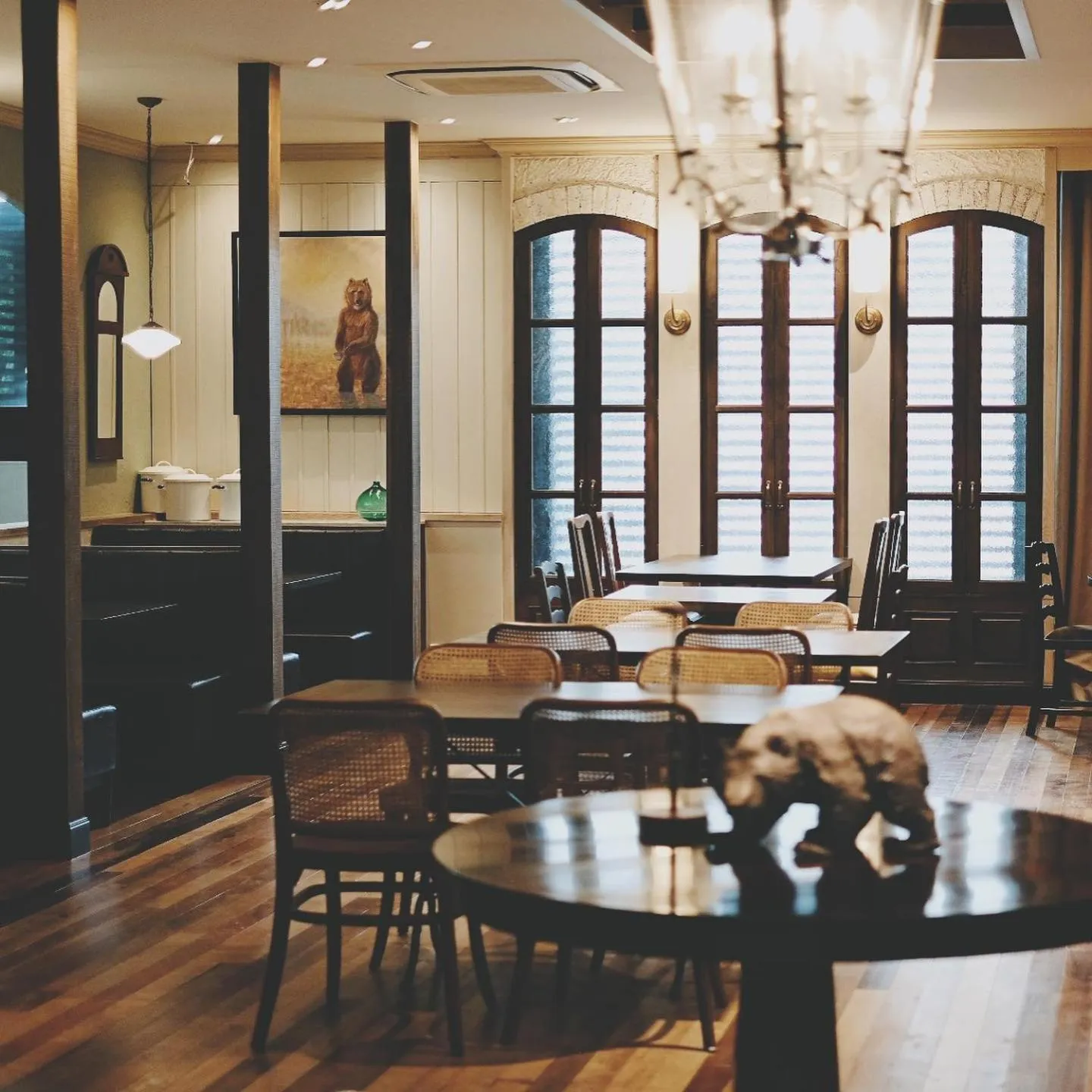 Restaurant/places to eat in Abloom Exclusive Serviced Apartments