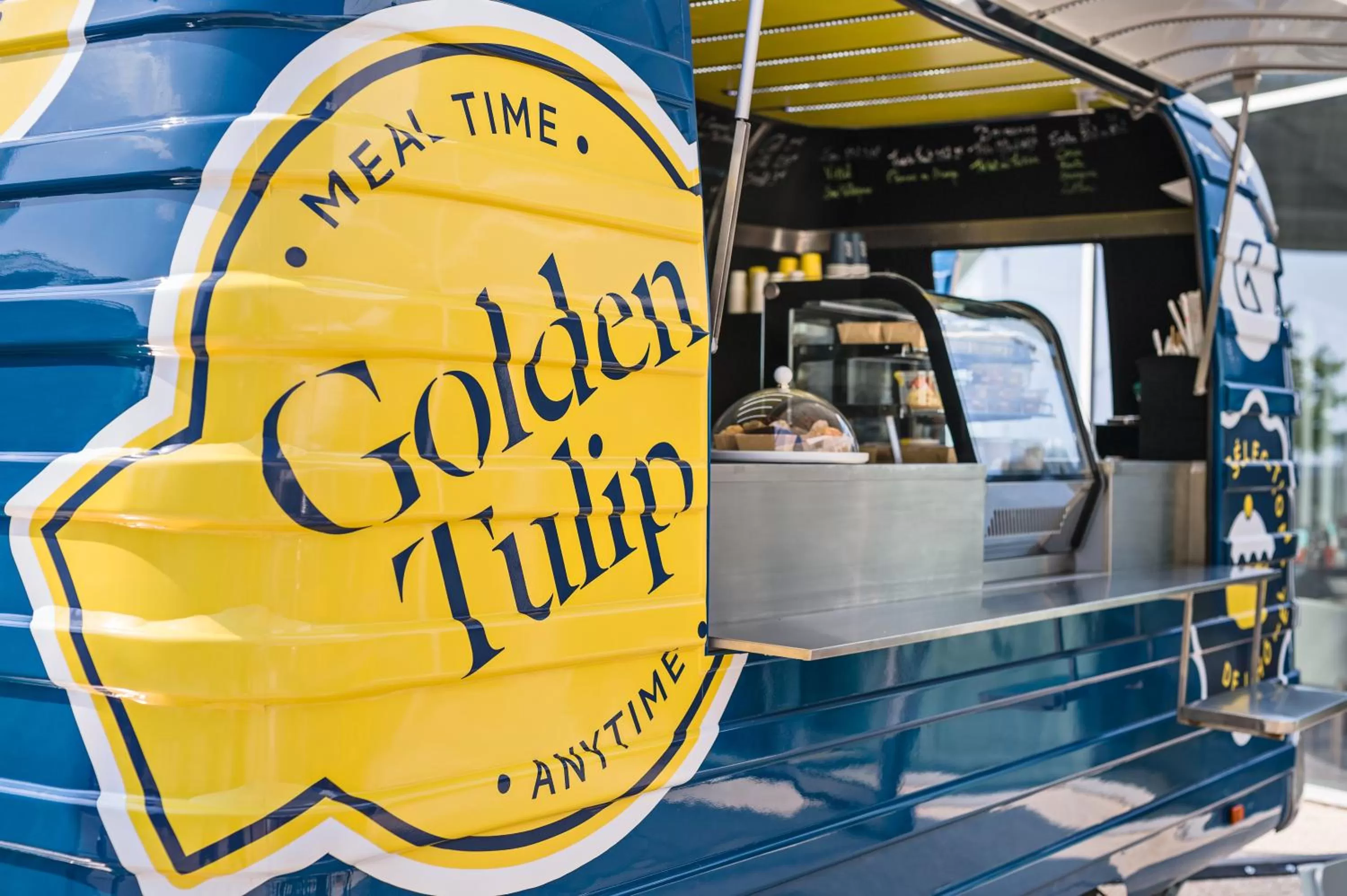 Balcony/Terrace in Golden Tulip Marseille Euromed