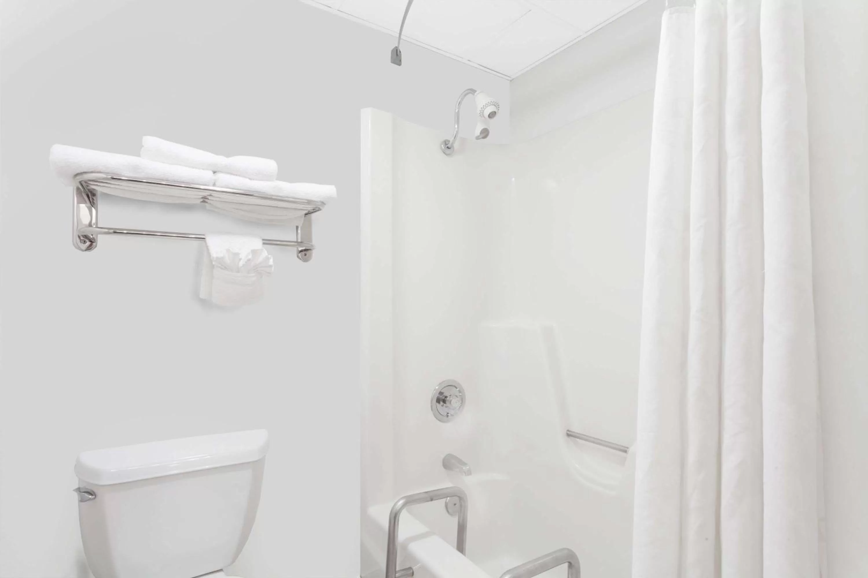 Bathroom in Ramada by Wyndham Henderson/Evansville