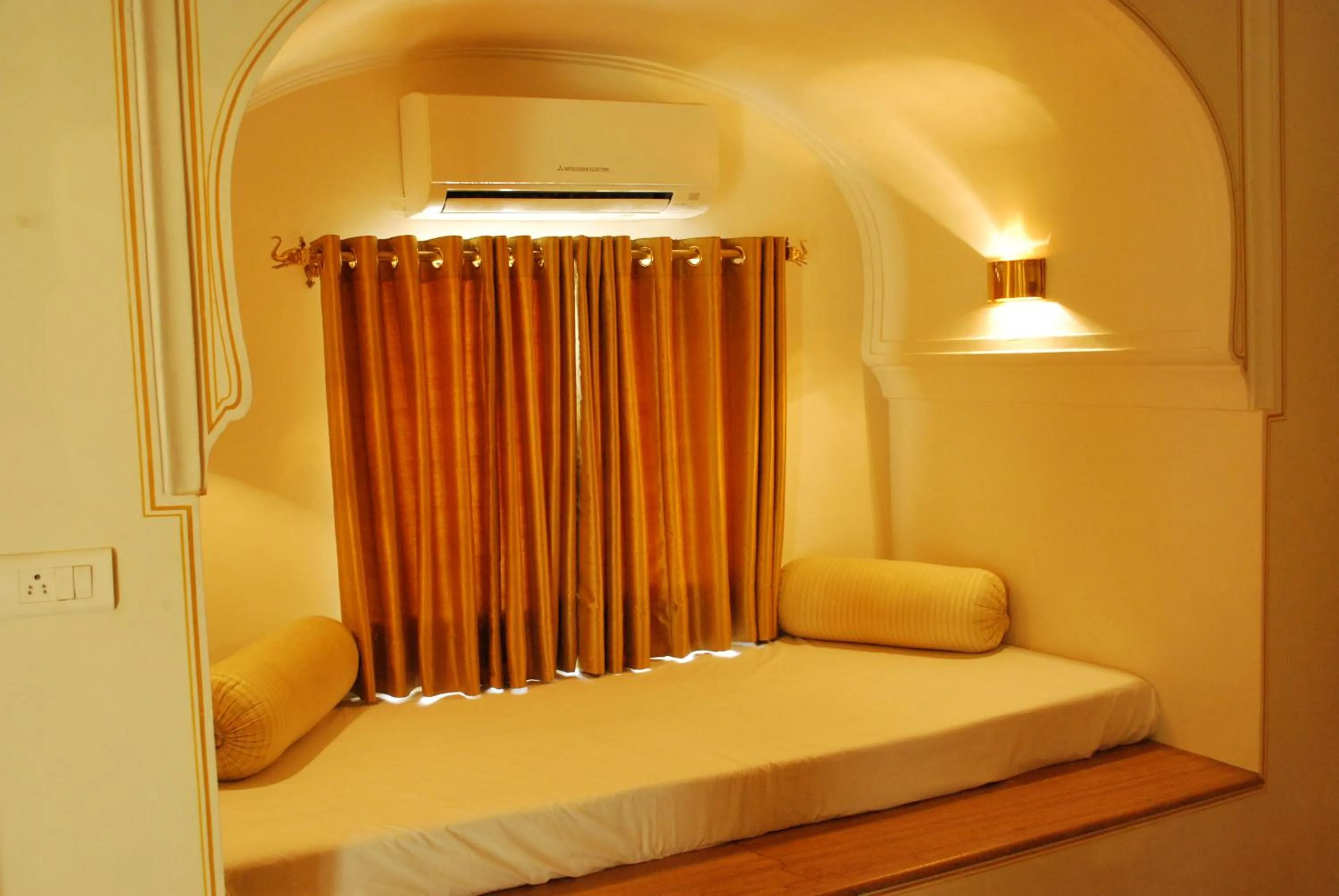 Photo of the whole room, Bed in Royal Heritage Haveli - By Leisure Hotels