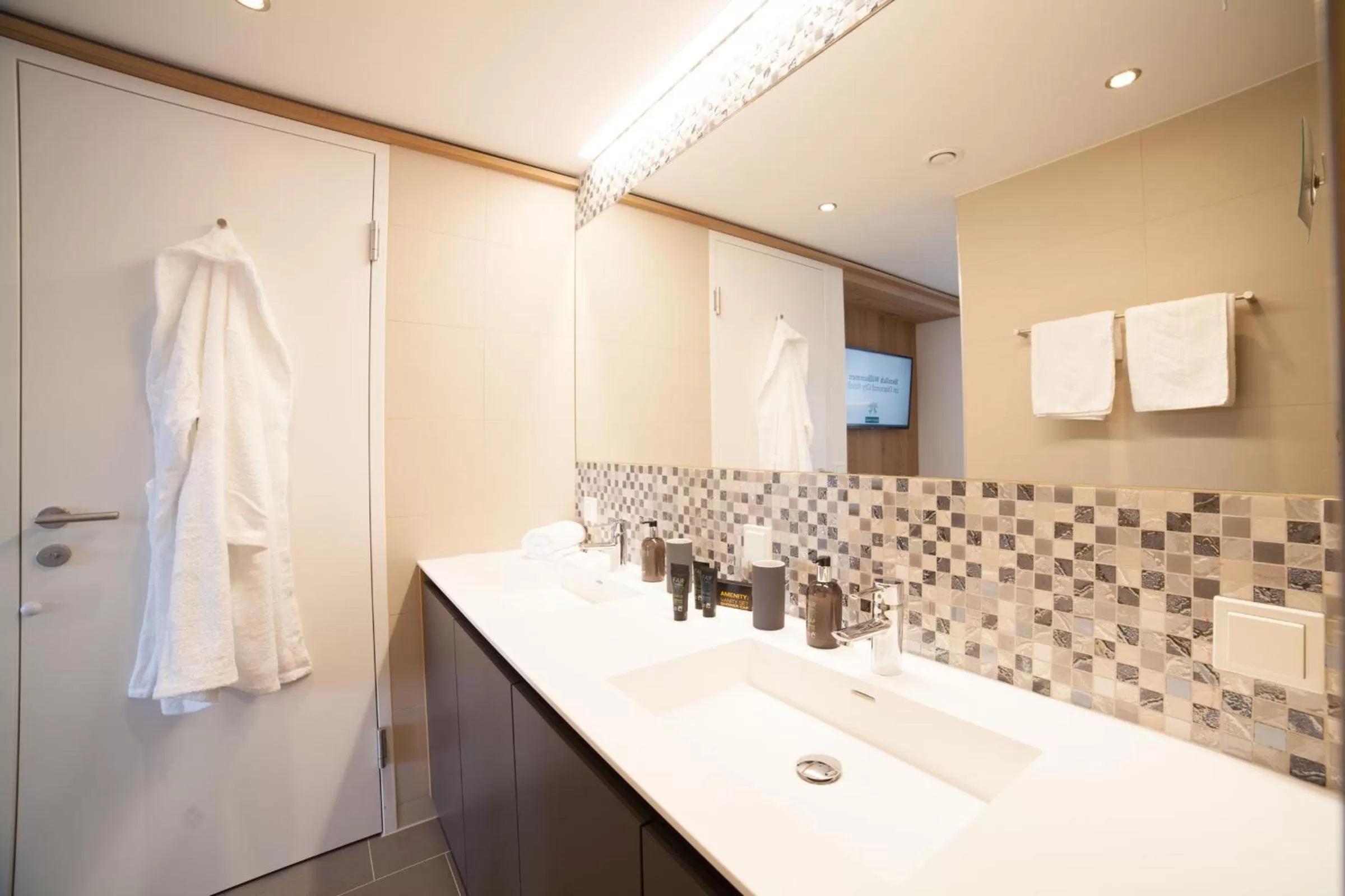 Bathroom in Best Western Hotel Tulln