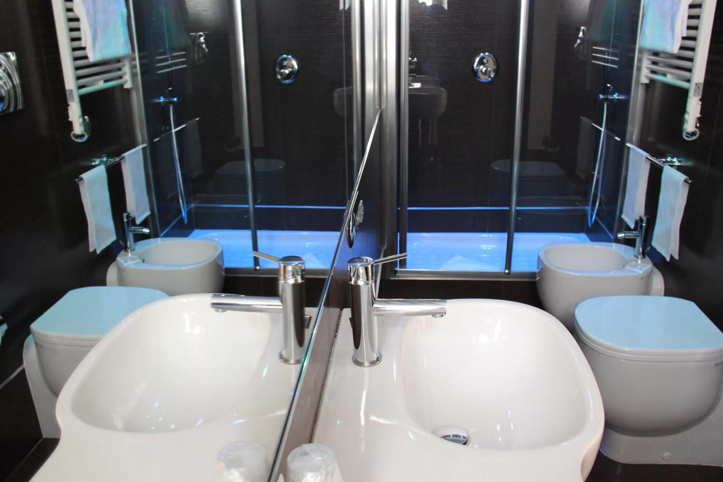 Bathroom in St. Peter Guest House