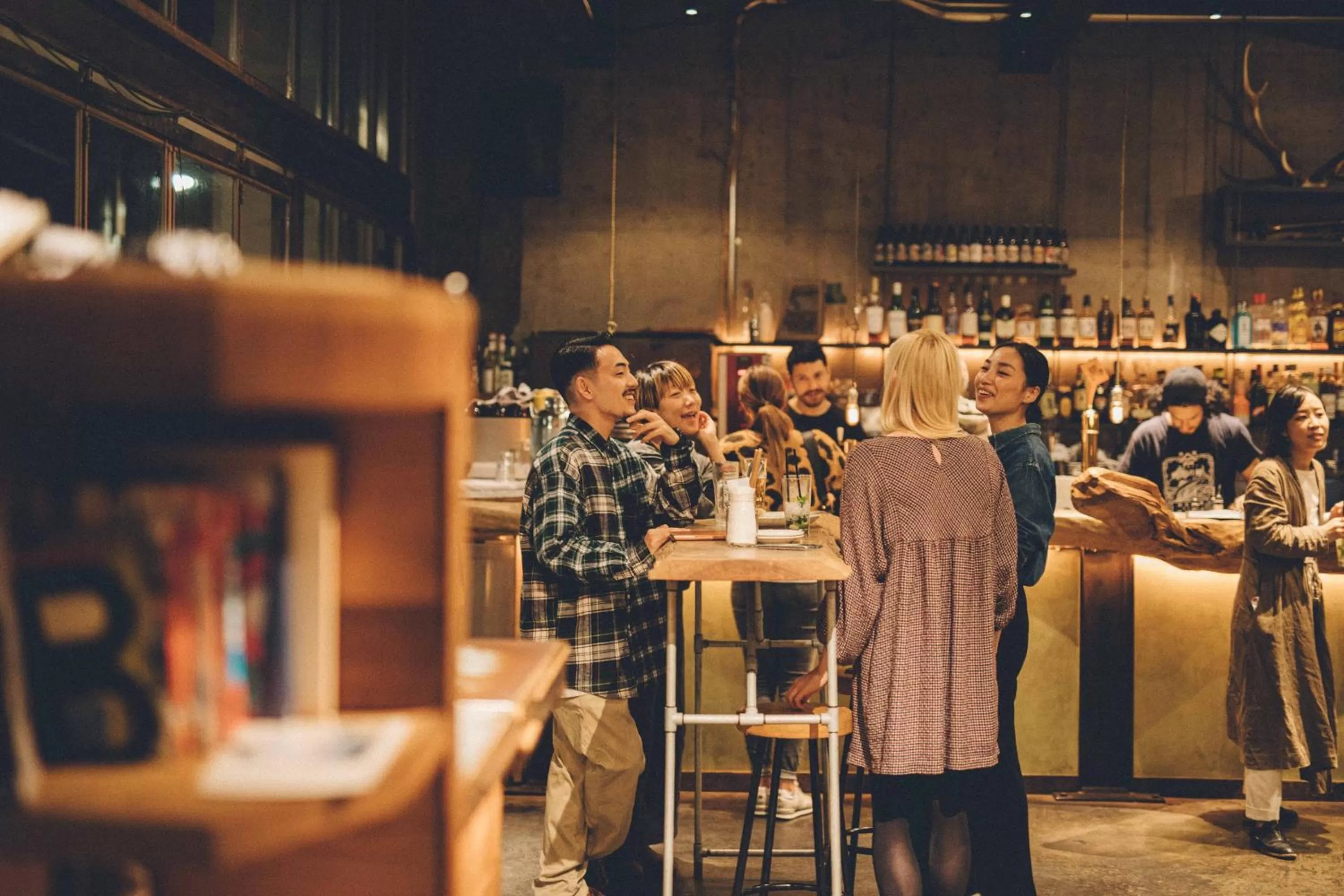 Restaurant/places to eat in Nui. HOSTEL & BAR LOUNGE