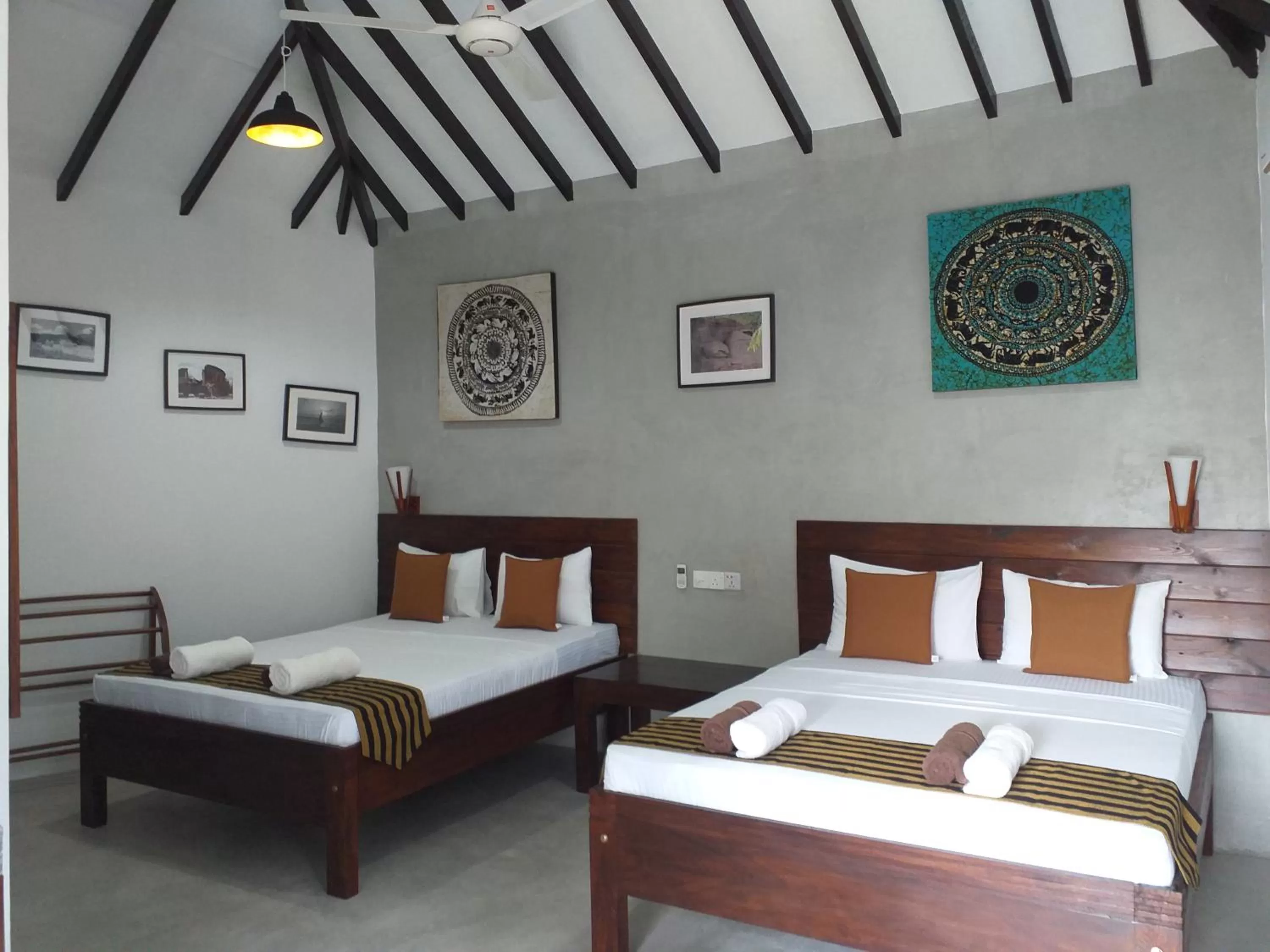 Photo of the whole room, Bed in Green Wood Villa Negombo