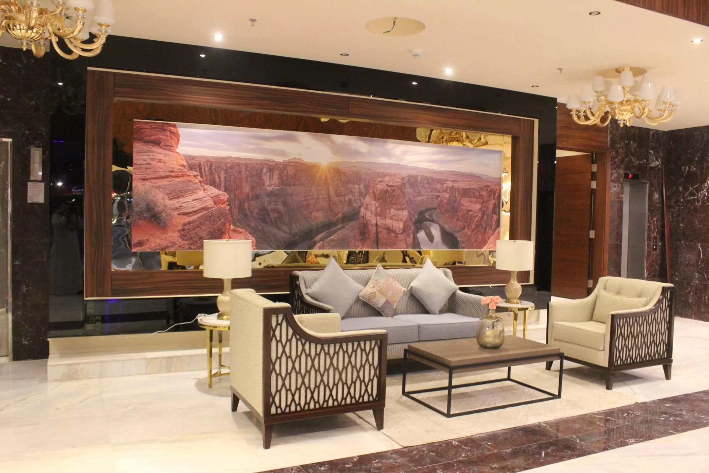 Seating Area in Seasons Park Hotel