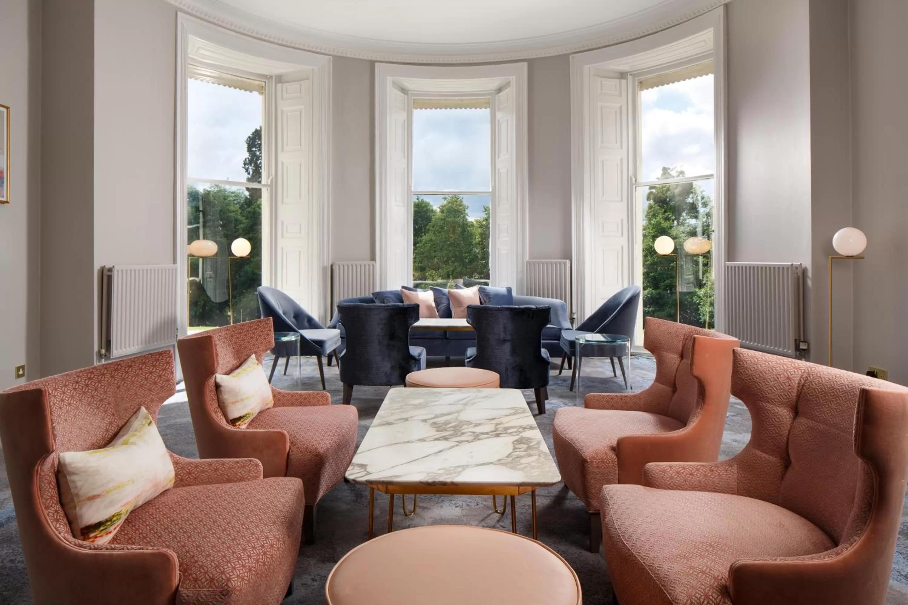 Communal lounge/ TV room in Mercure Gloucester Bowden Hall Hotel