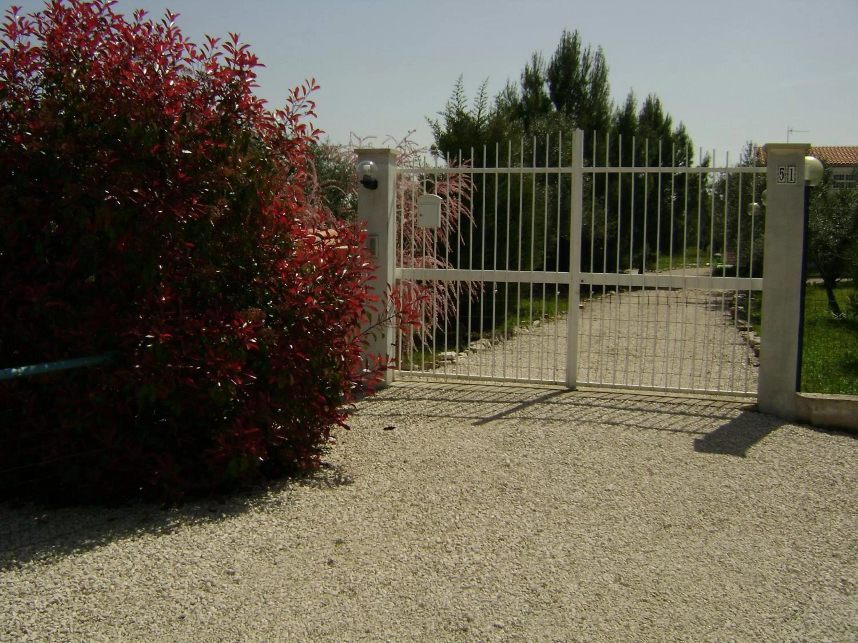 Facade/entrance in B&B Villa Mediterranea with private parking