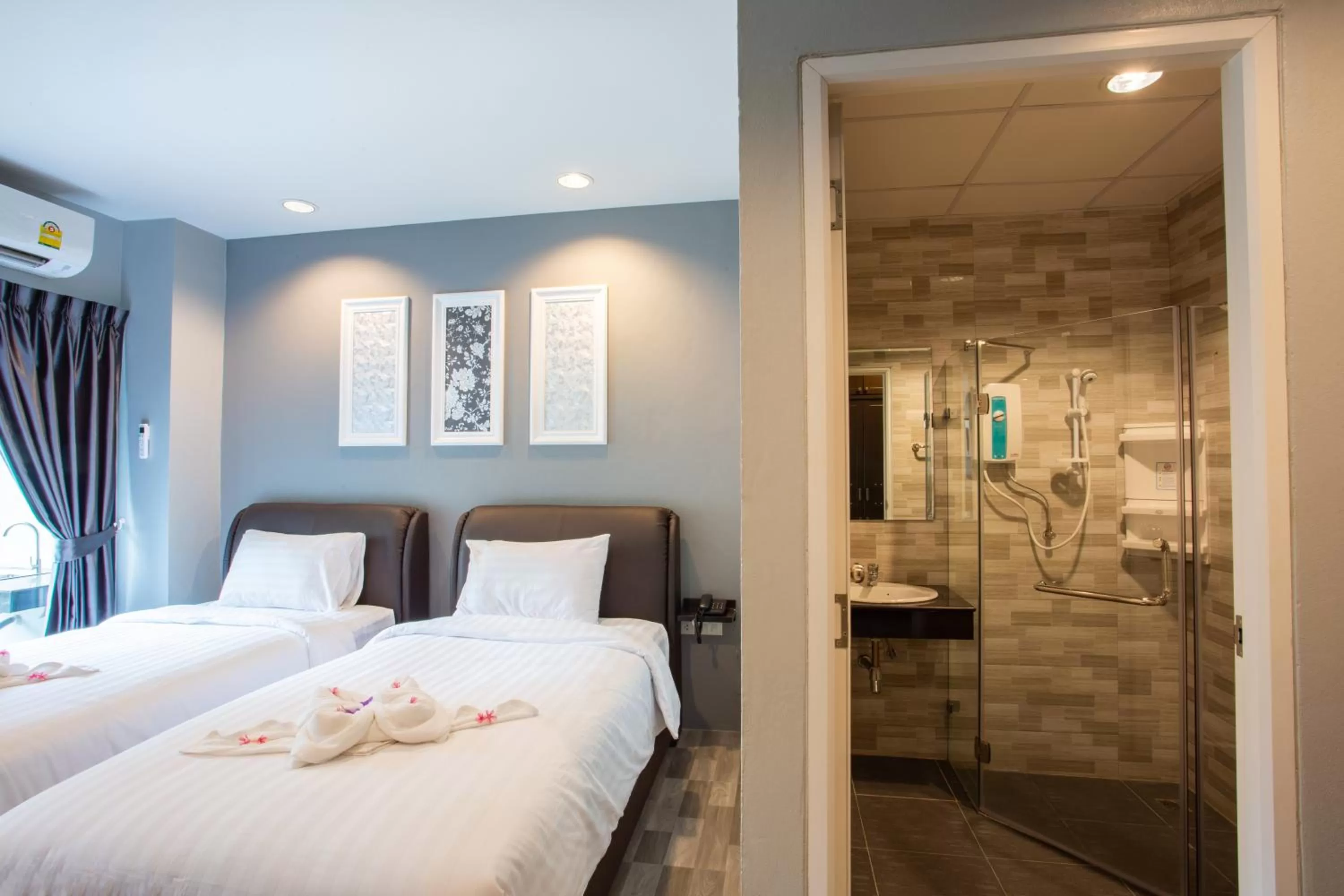 Photo of the whole room, Bed in Grand Inter Hotel