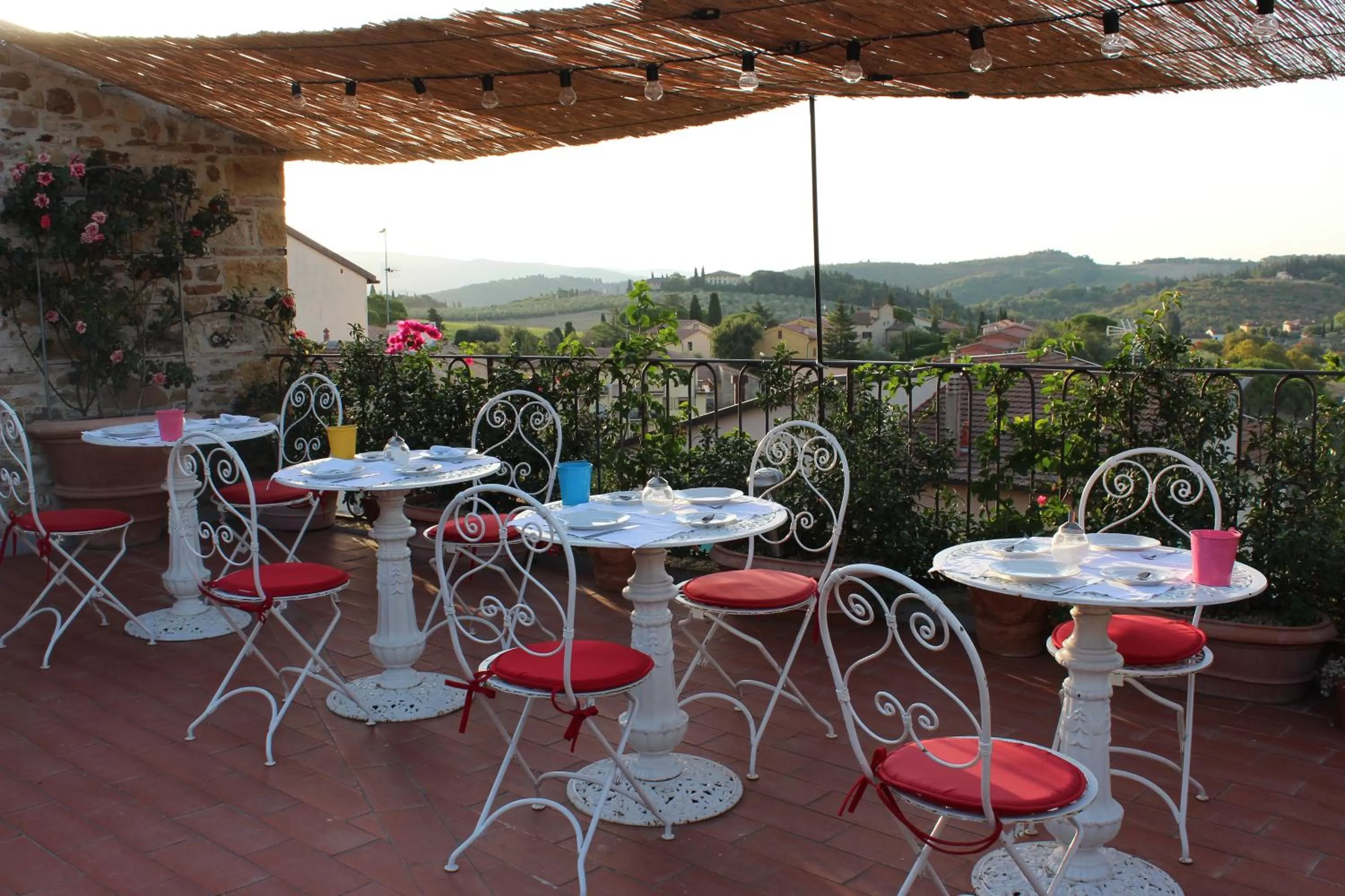 Balcony/Terrace in Le Terrazze Del Chianti b&b Residenza d'Epoca e di Charme