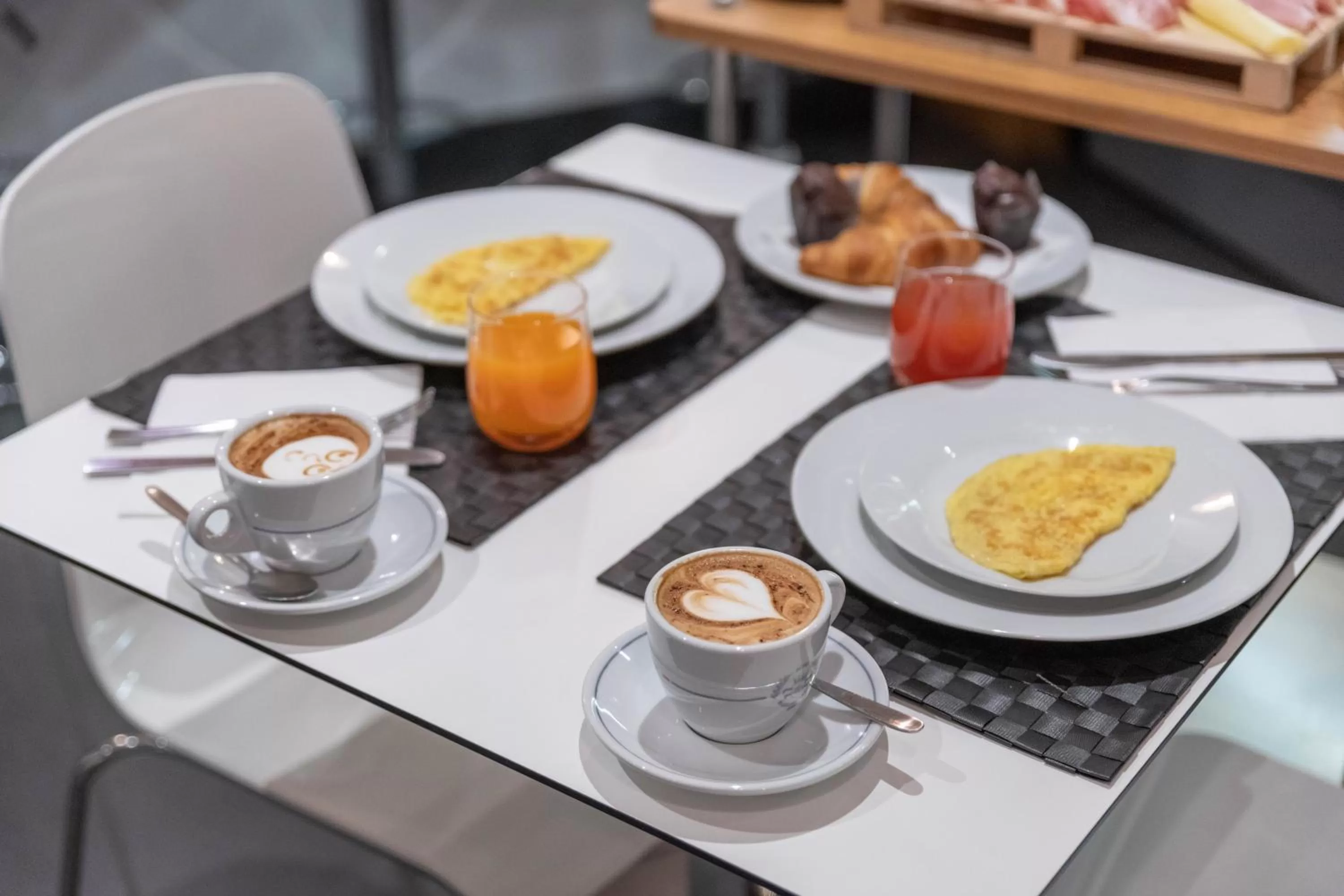Continental breakfast in Trevi Palace Hotel