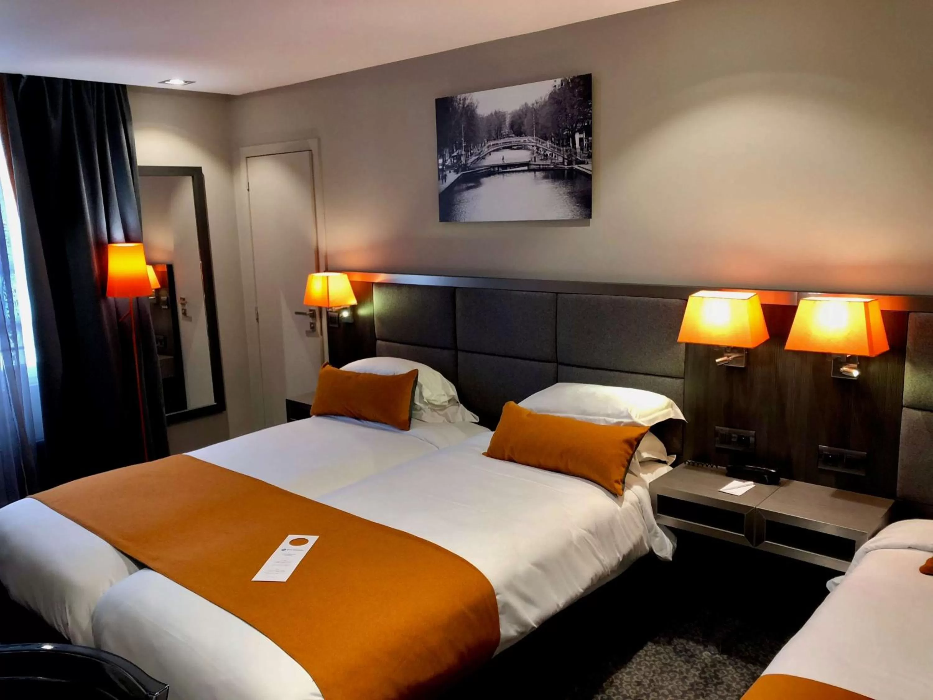 Photo of the whole room, Bed in Best Western Empire Elysees