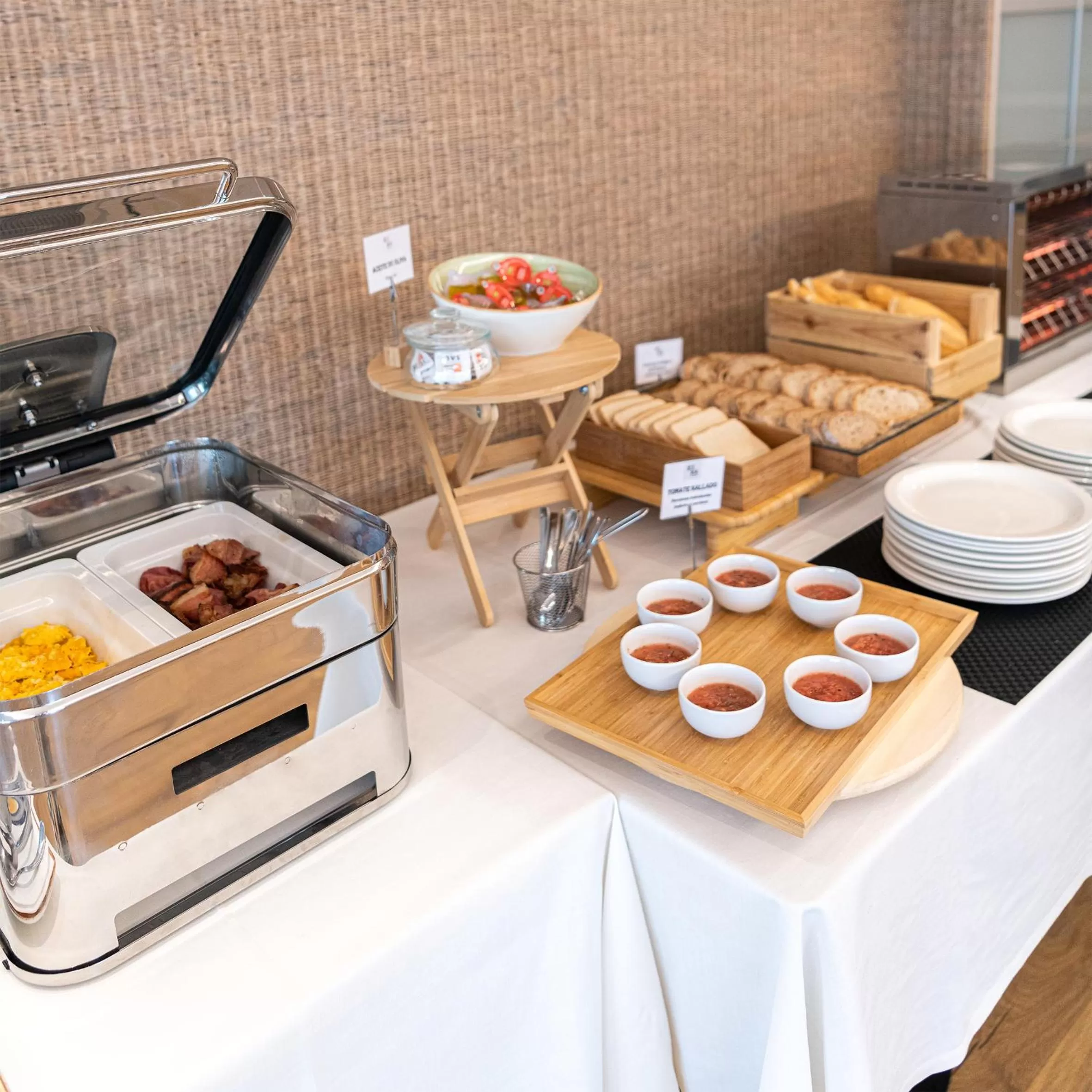 Breakfast in Hotel Avenida