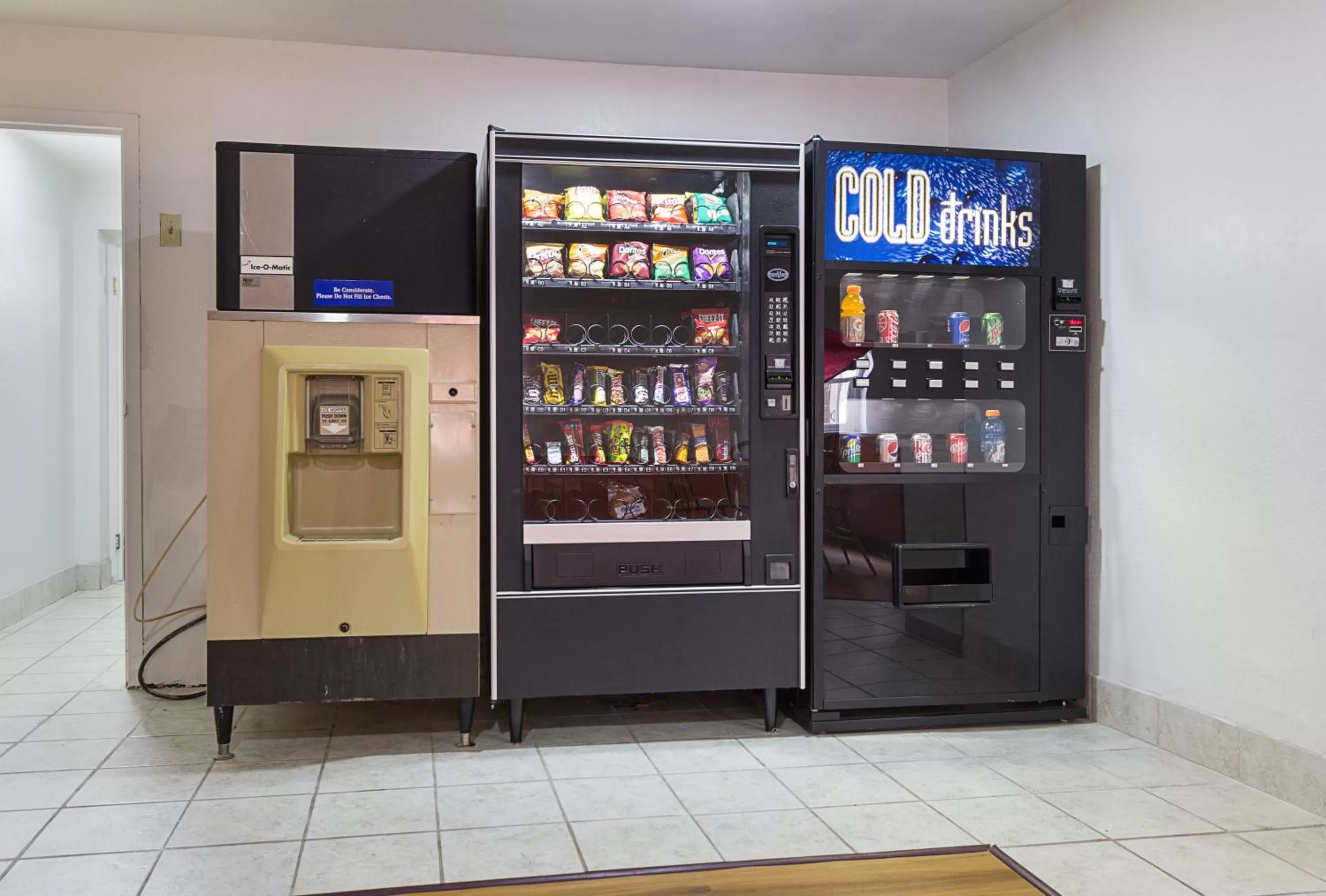 Lobby or reception in Motel 6-Sidney, OH