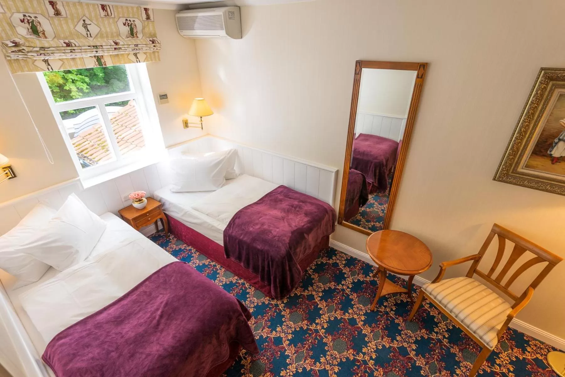 Photo of the whole room, Bed in Boutiquehotel Schloßpalais