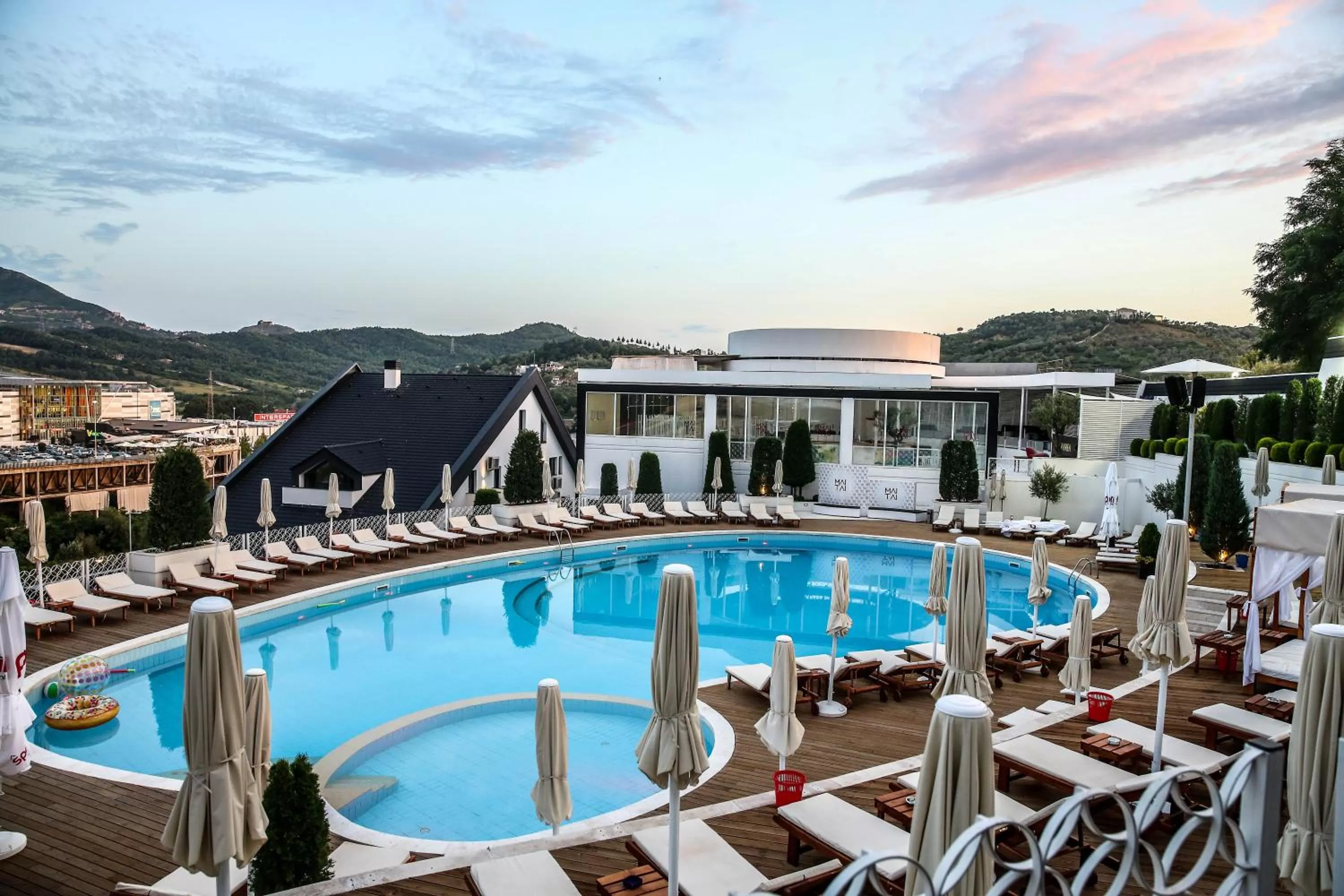 Swimming pool in Mai Tai Resort