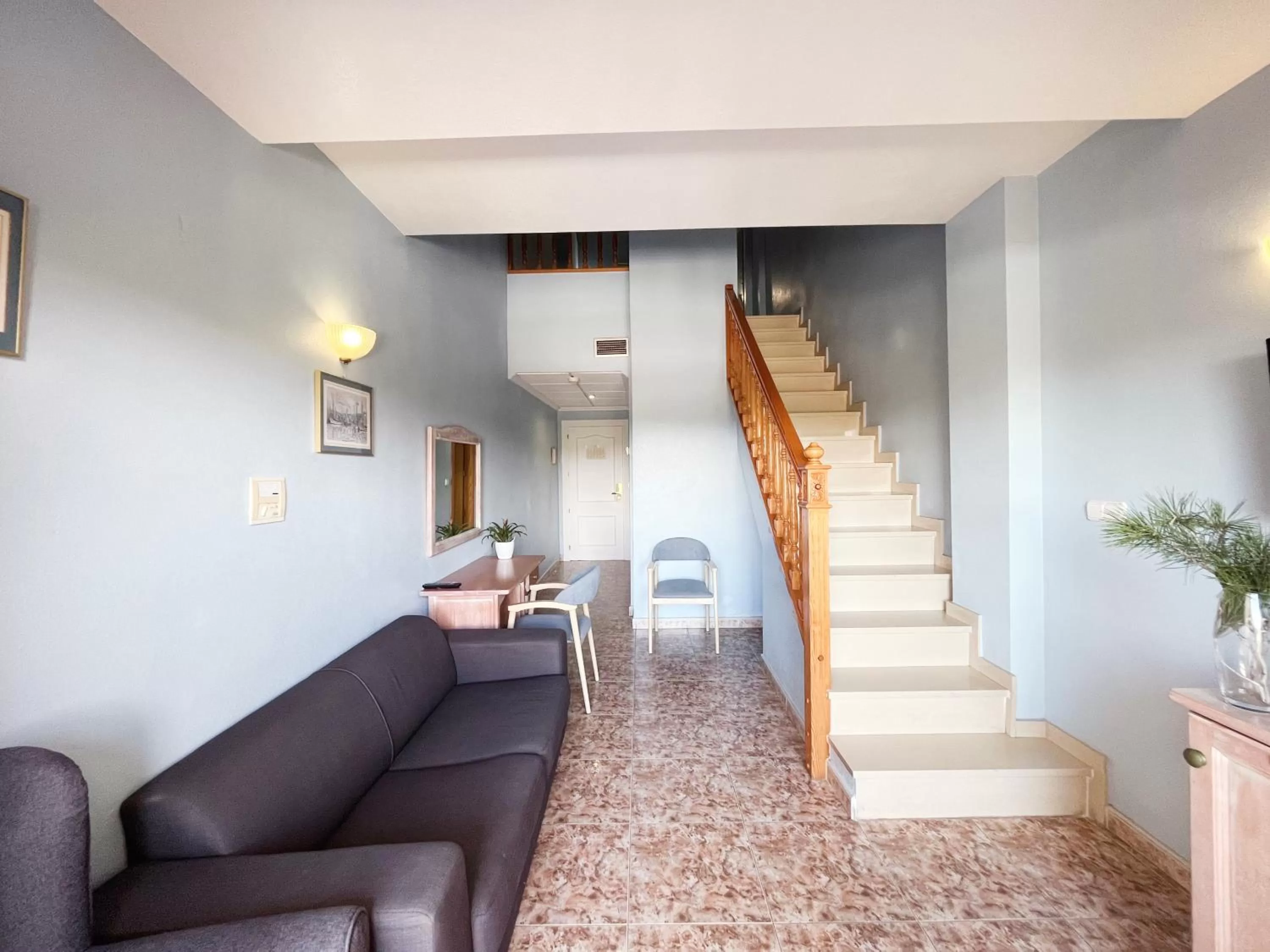 Photo of the whole room in Hotel ParqueMar