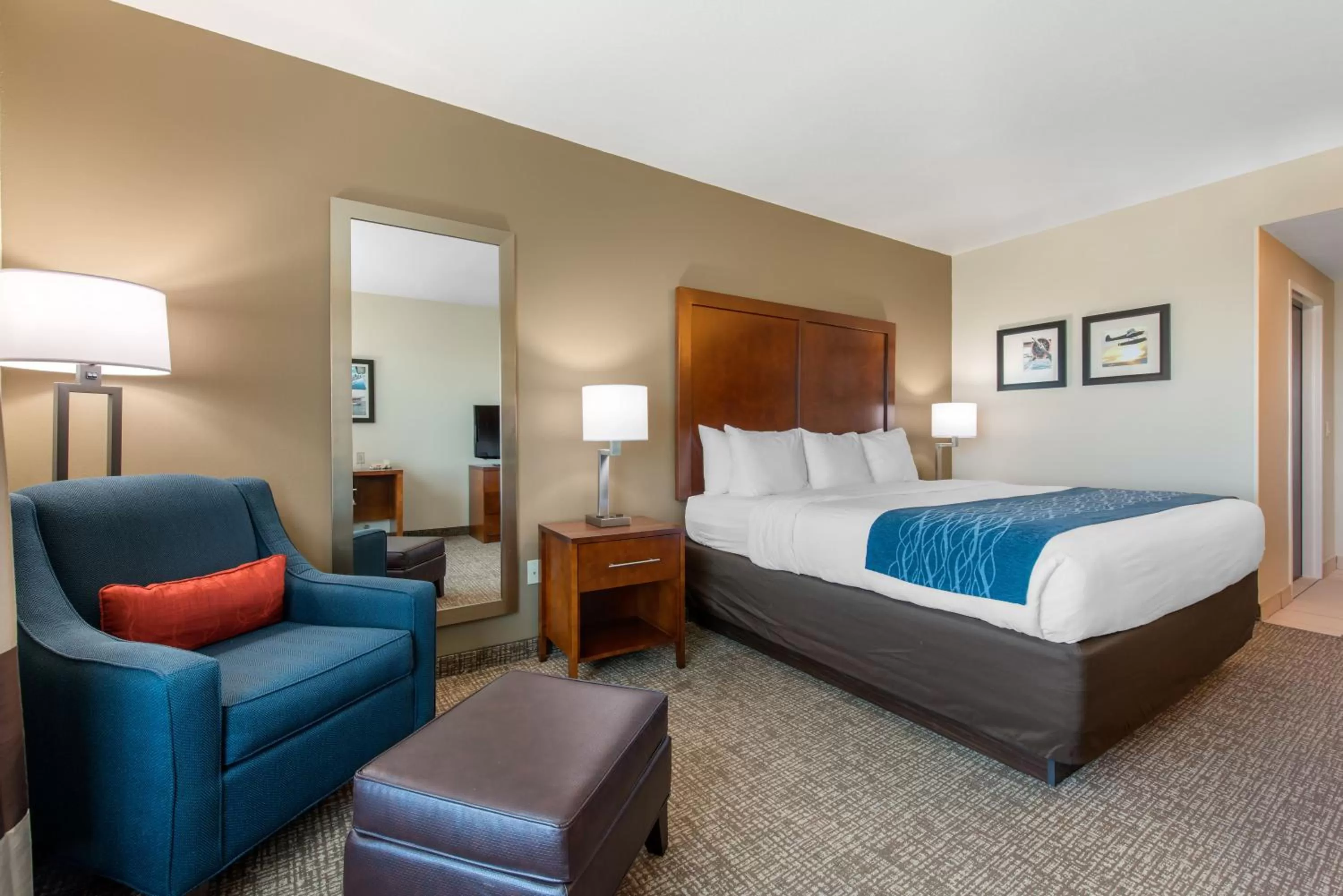 Guests, Bed in Comfort Inn & Suites Tavares North