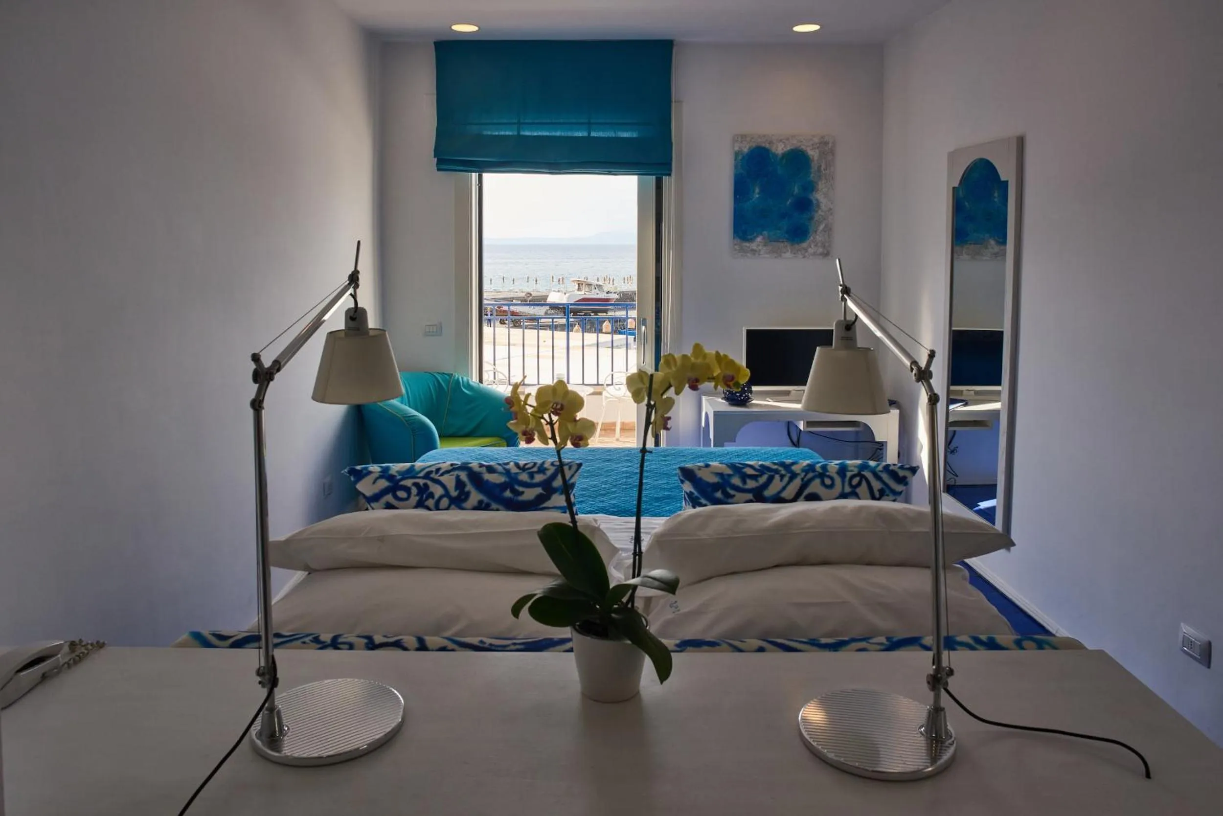 Bed in Le Ancore Hotel