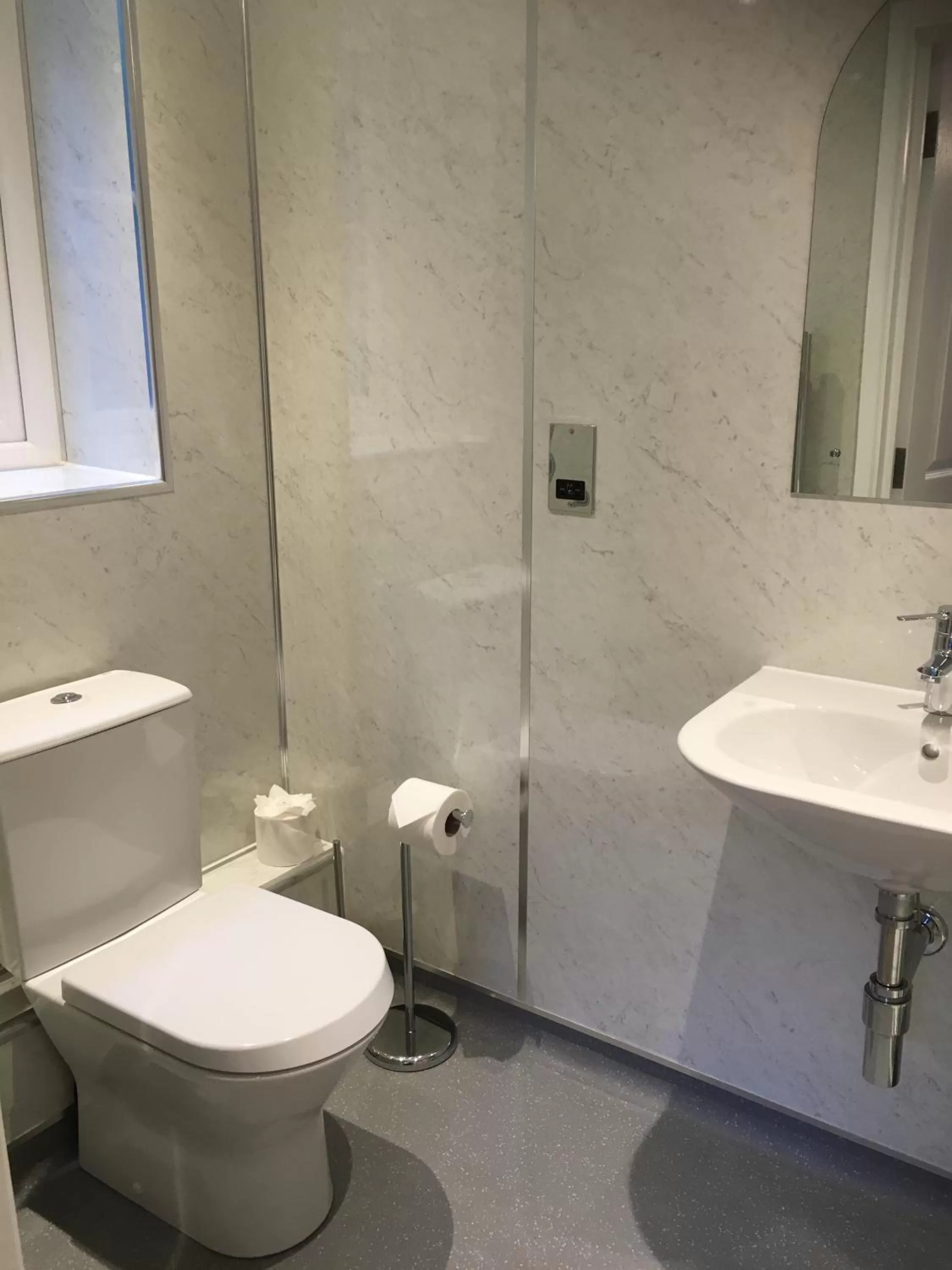 Bathroom in The Waterwheel