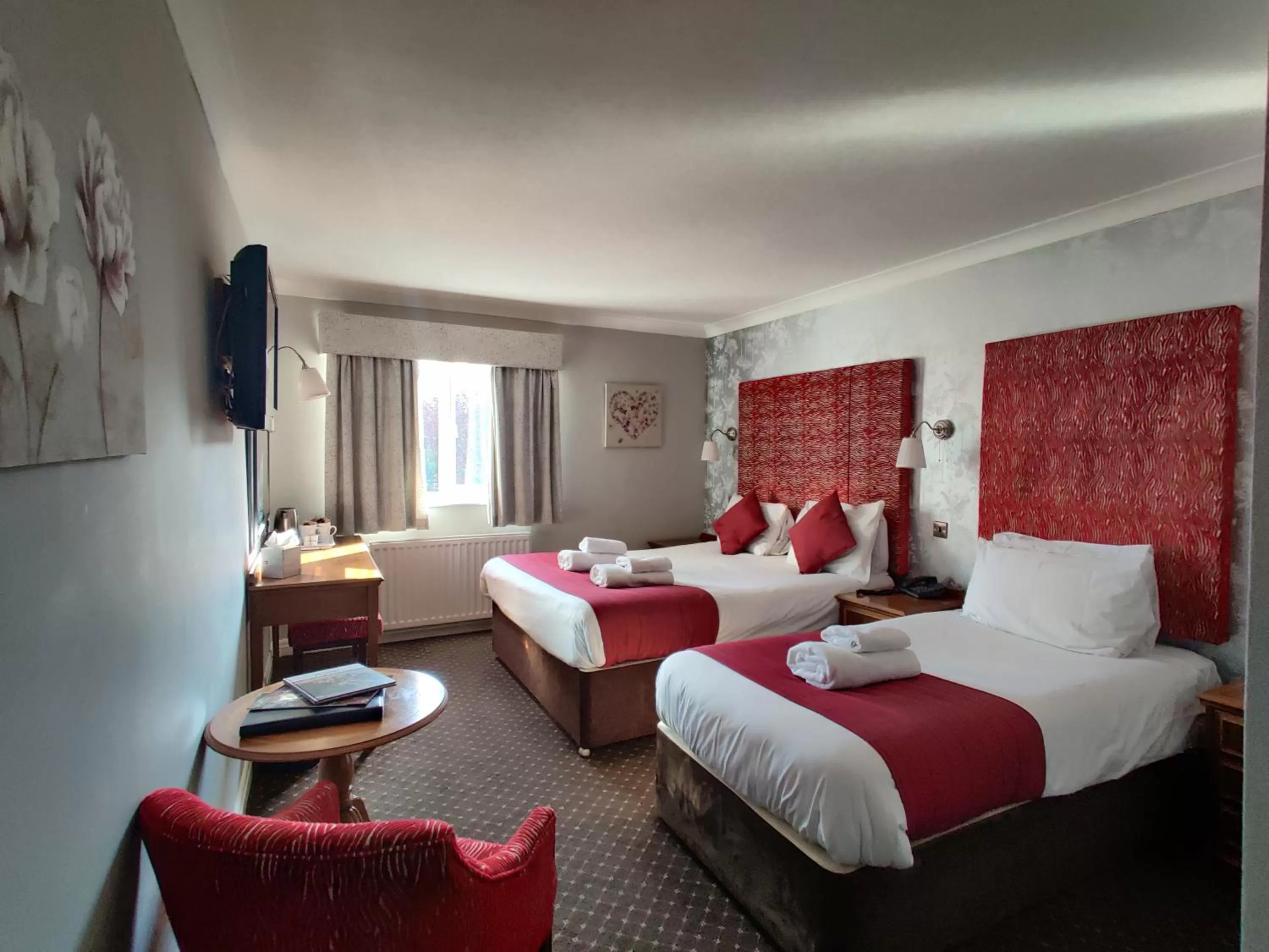 Bedroom, Bed in The Minster Hotel