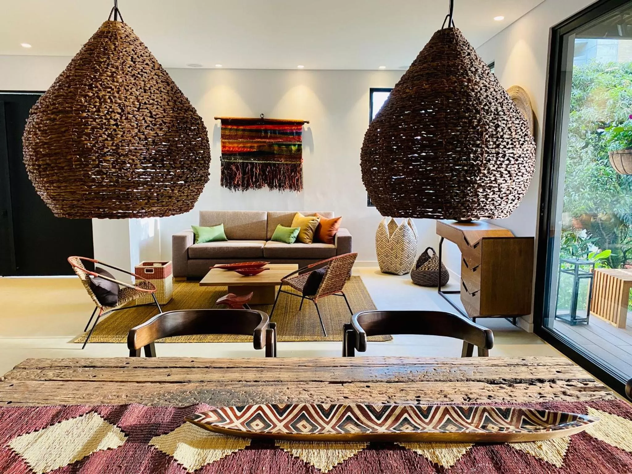 Property building in Patio del Mundo