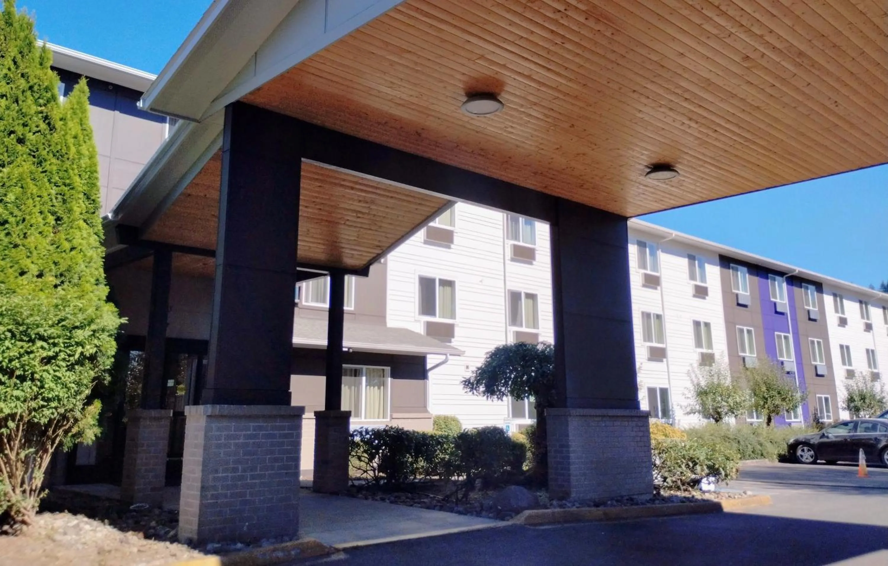 Property building in Sleep Inn Kelso Longview