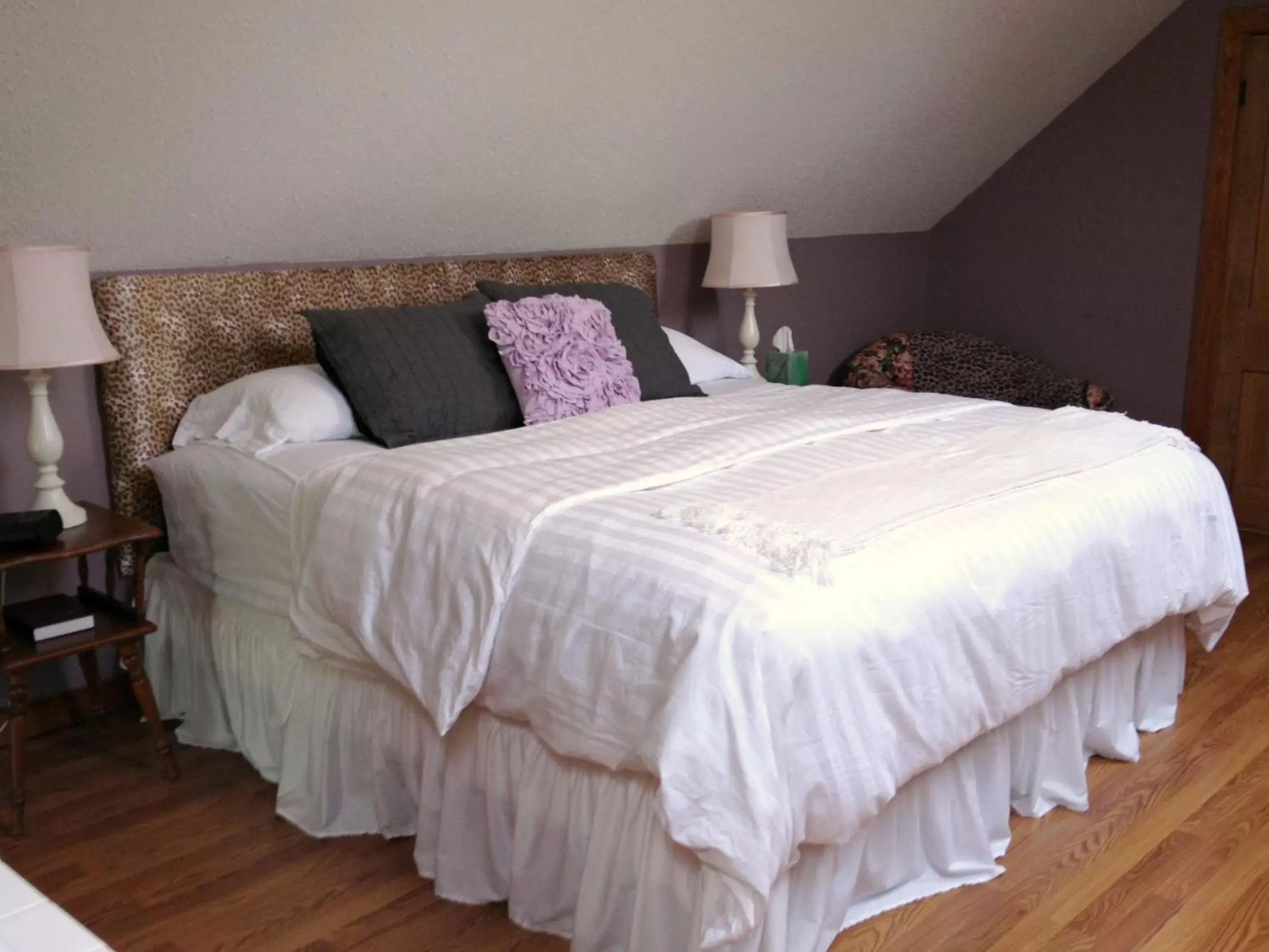 Honeymoon Suite in The Inn at Ragged Edge Honeymoon Suite in The Inn at Ragged Edge