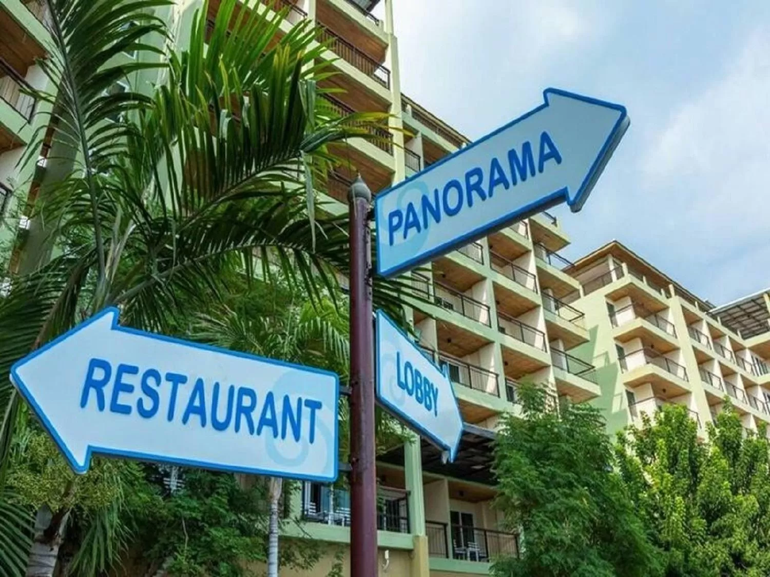 Facade/entrance in Royal Phala Cliff Beach Resort