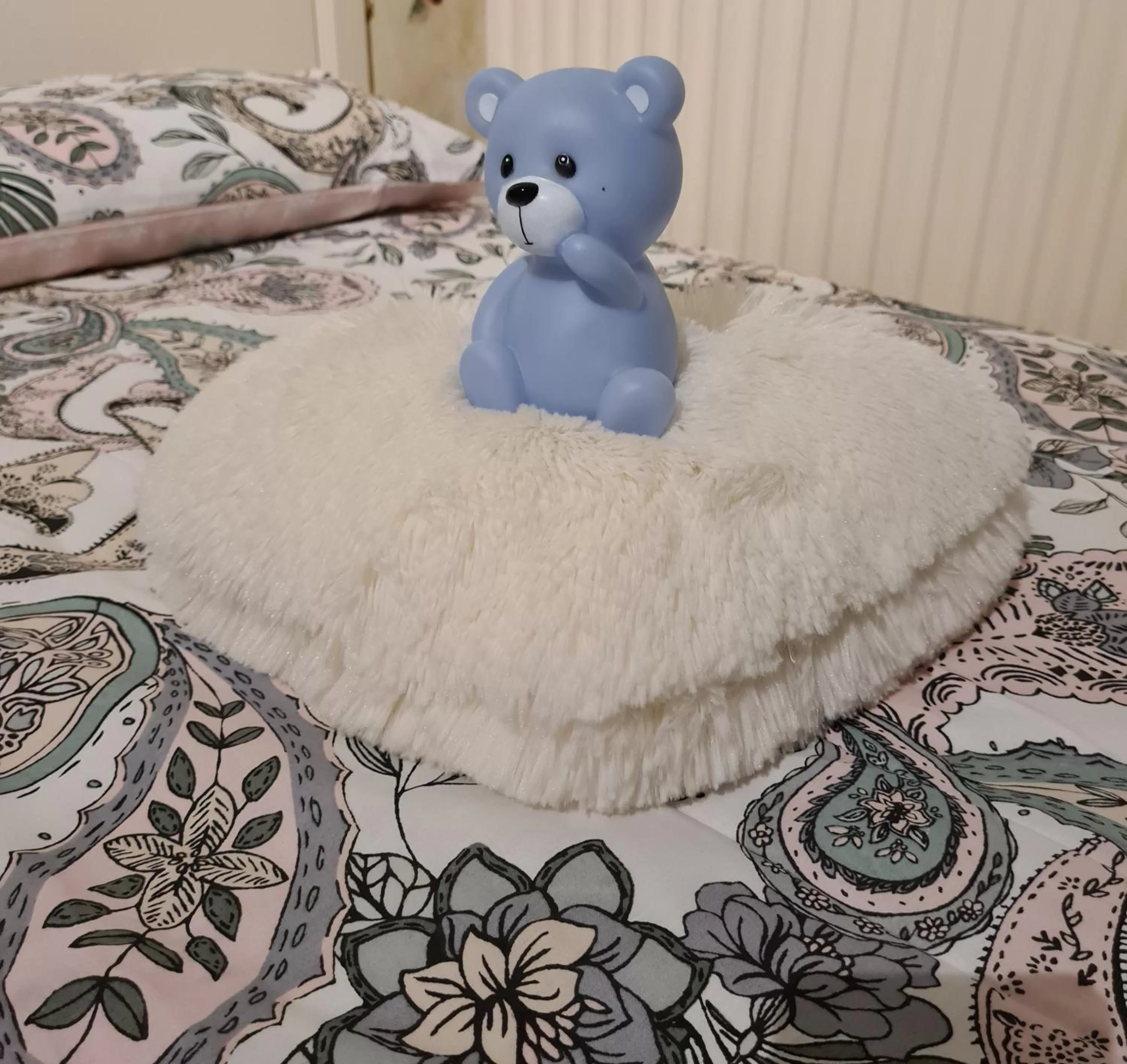 Deluxe Room (2 Adults + 1 Child) - single occupancy in La Rose