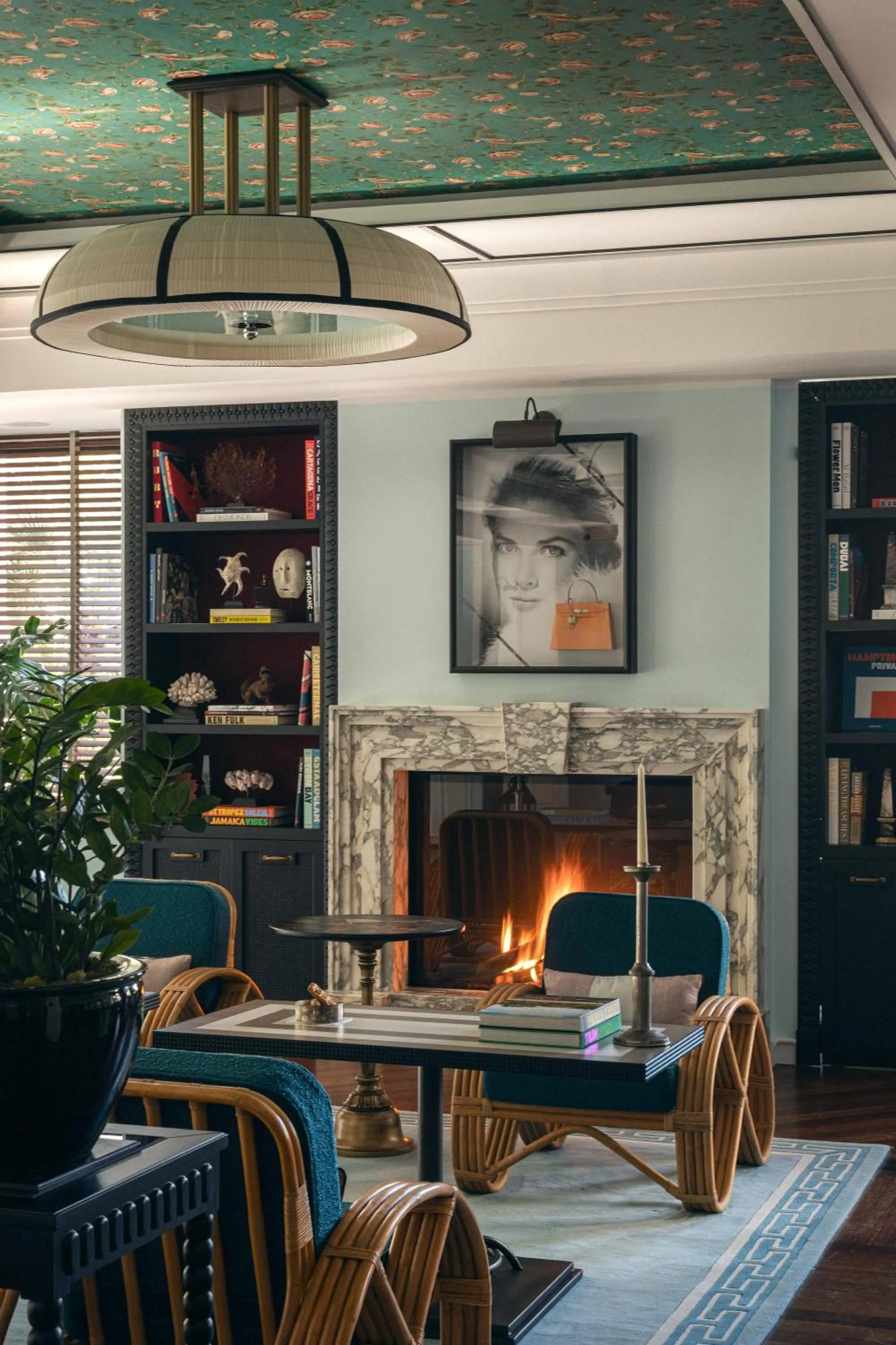 Communal lounge/ TV room in Boutique Hotel Esplanade