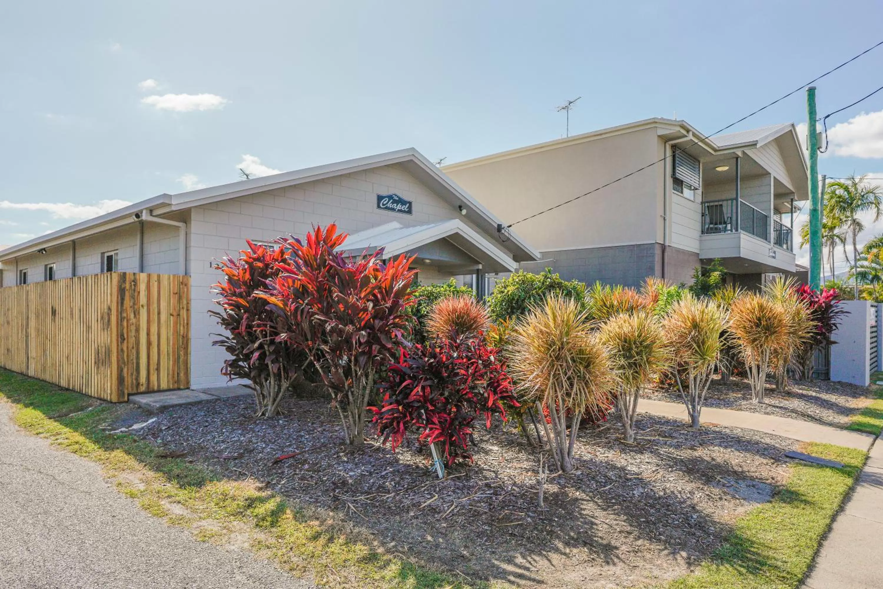 Property building in Rockhampton Serviced Apartments