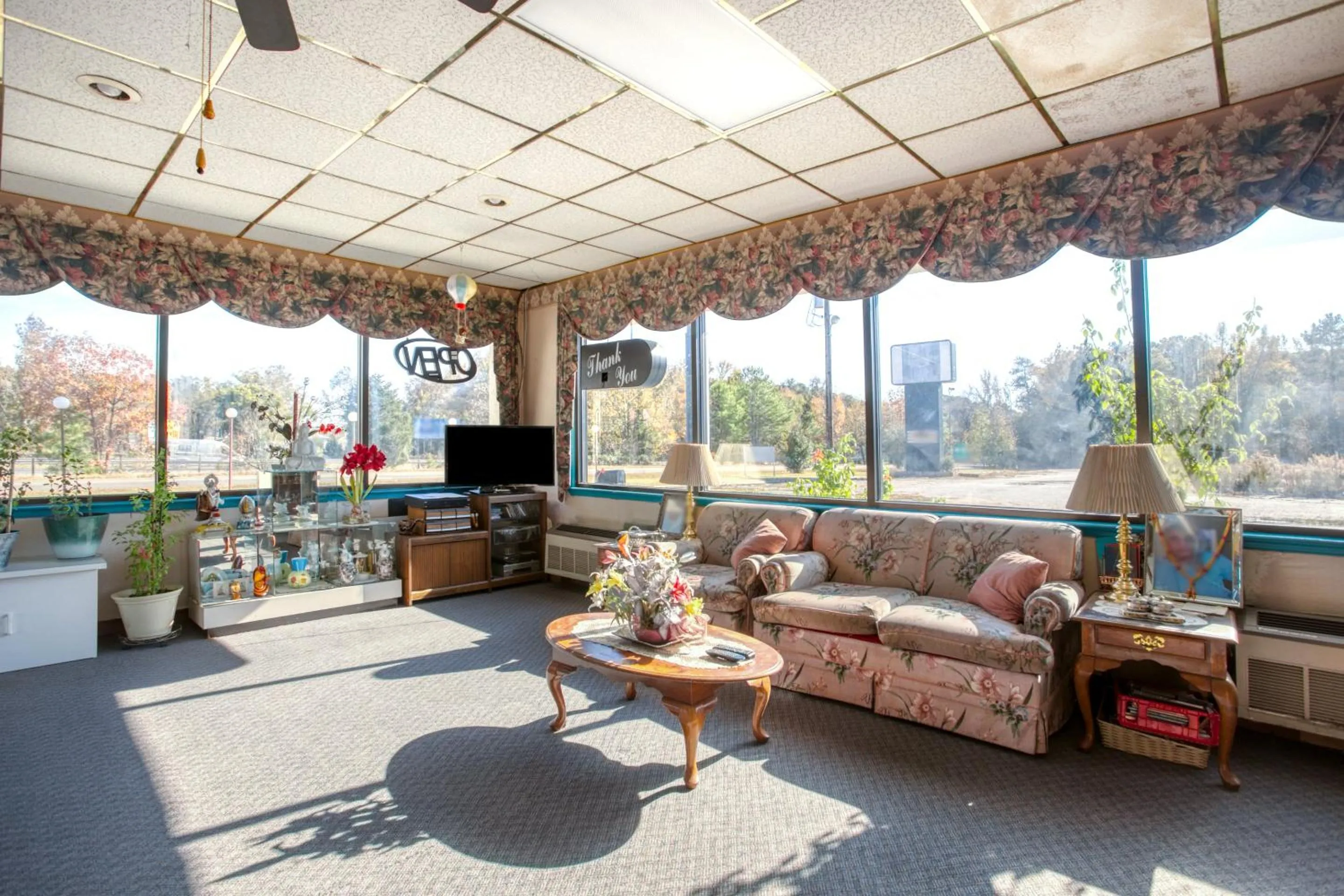 Lobby or reception in OYO Hotel Petersburg VA - Templeton