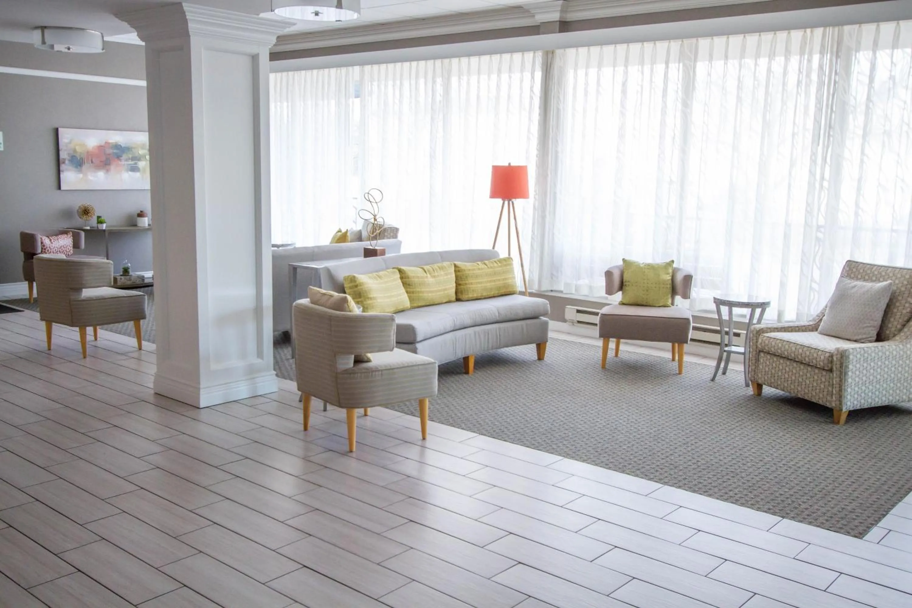 Property building in Holiday Inn Bloomington Airport South-Mall Area by IHG