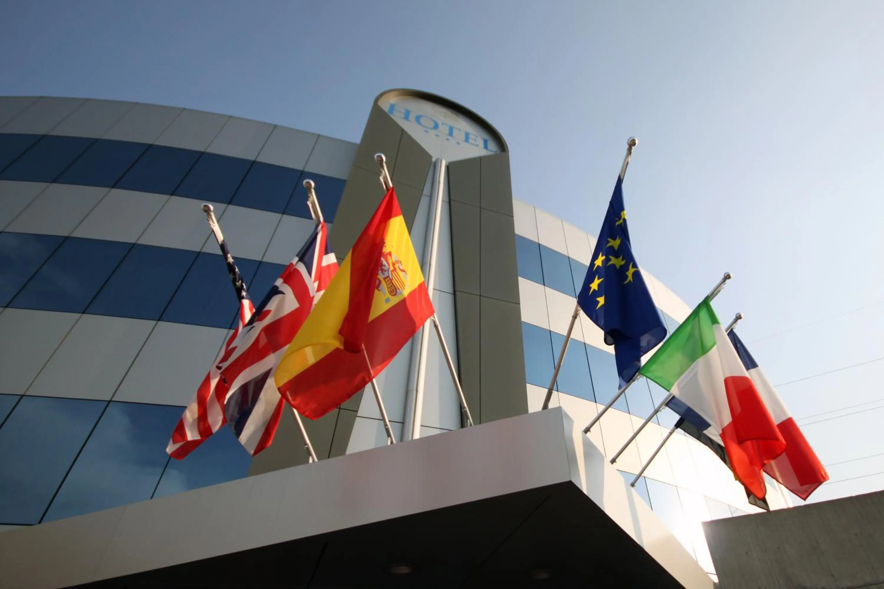 Day, Property Building in Executive Bergamo