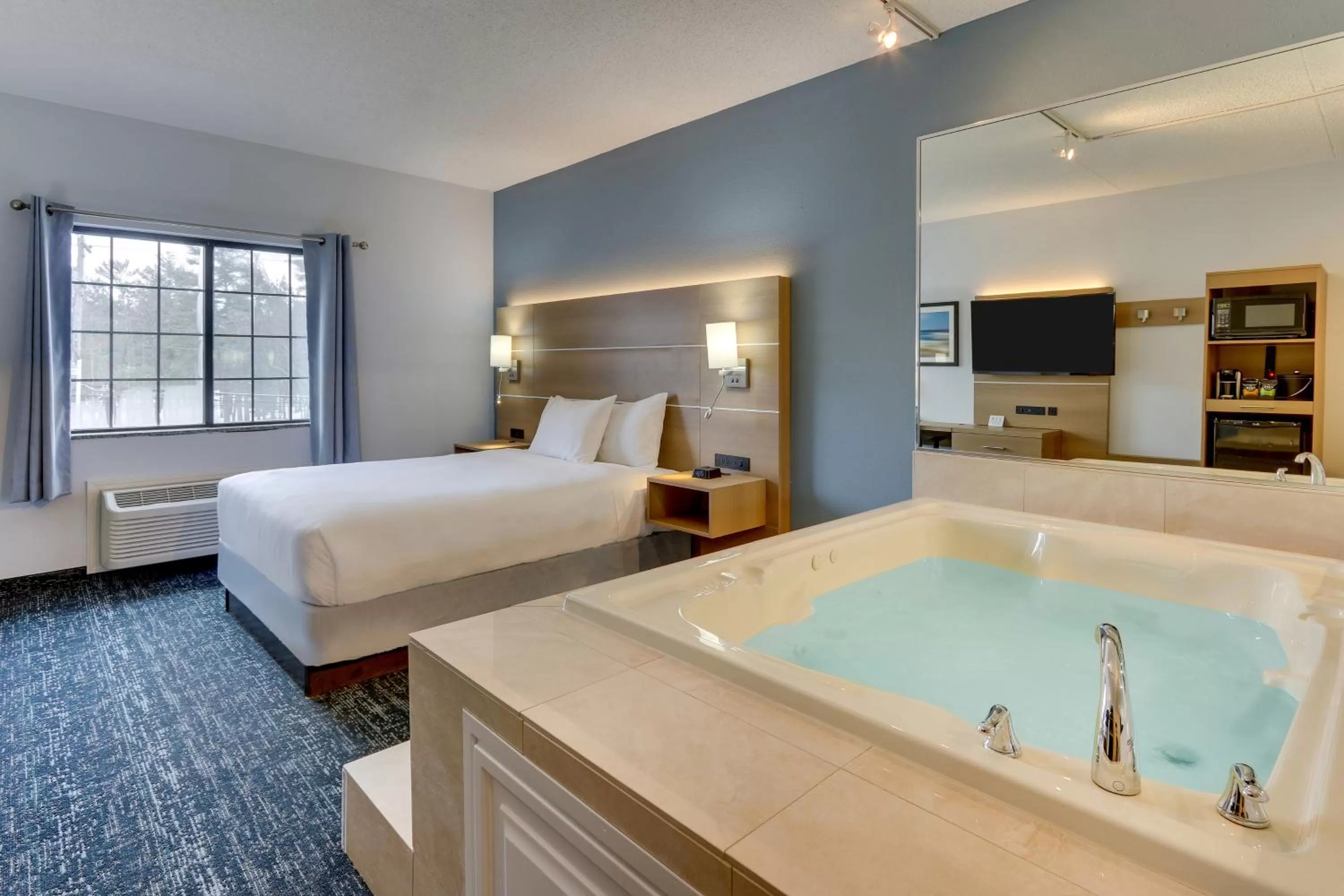 Bed in Parkshore Resort