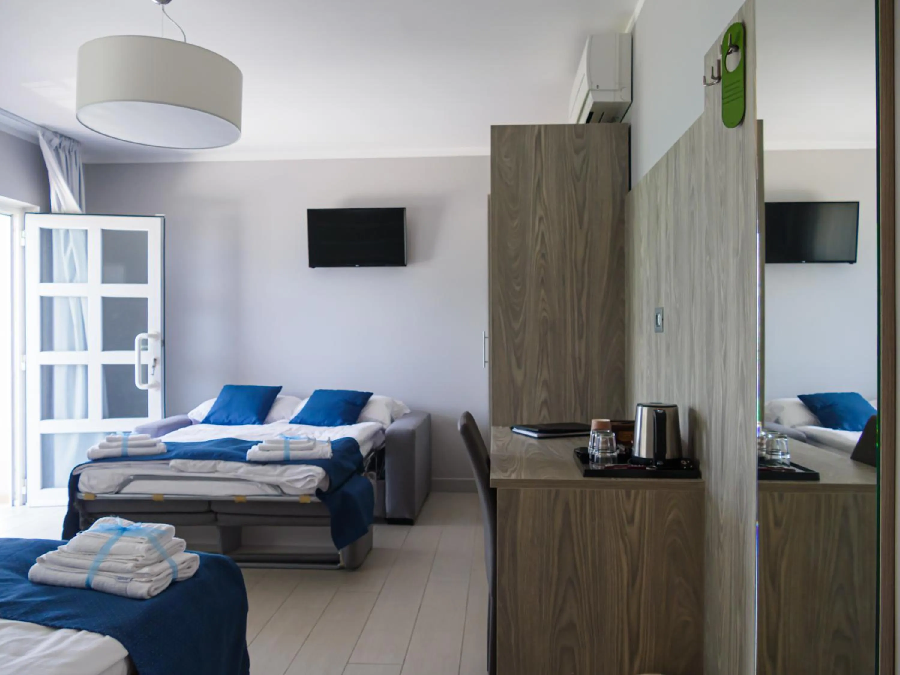 Photo of the whole room, Bed in Hotel Casa Marinella