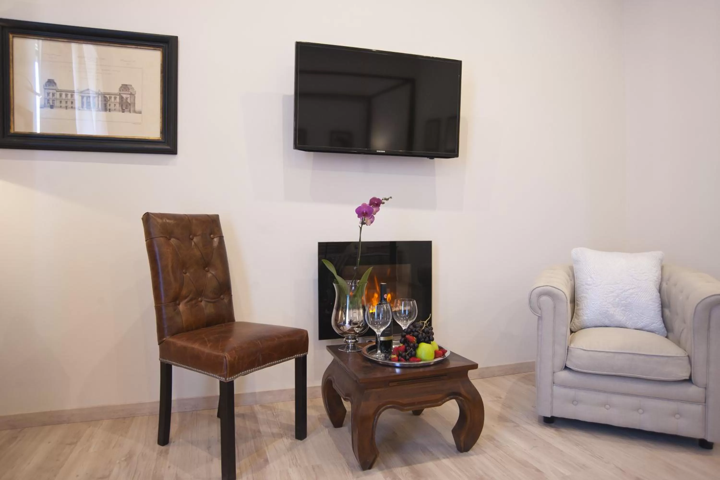 Day in Town House 62