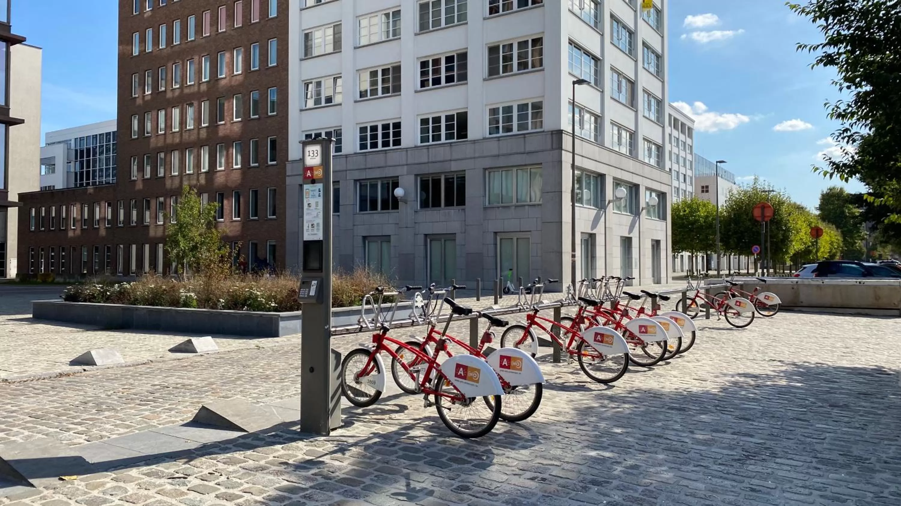 Neighbourhood in Oneluxstay Antwerp City Centre